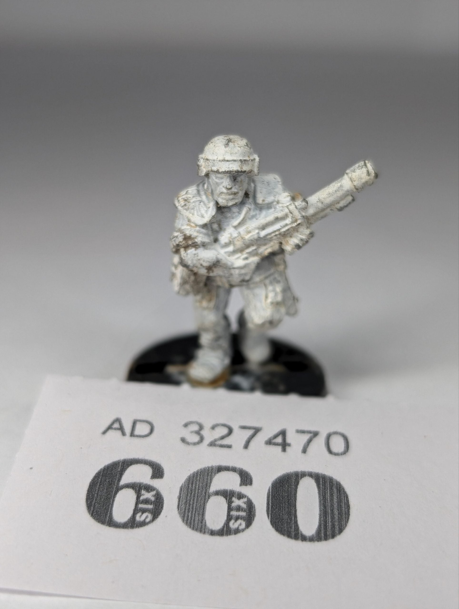 Cadian Guardsman With Lasgun 660
