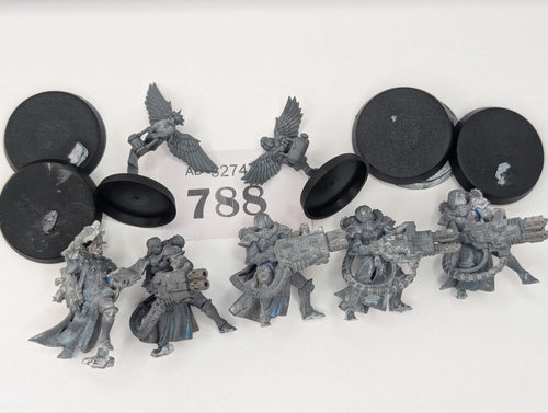 Adepta Sororitas: Retributor Squad Mostly Stripped, requires some TLC.
