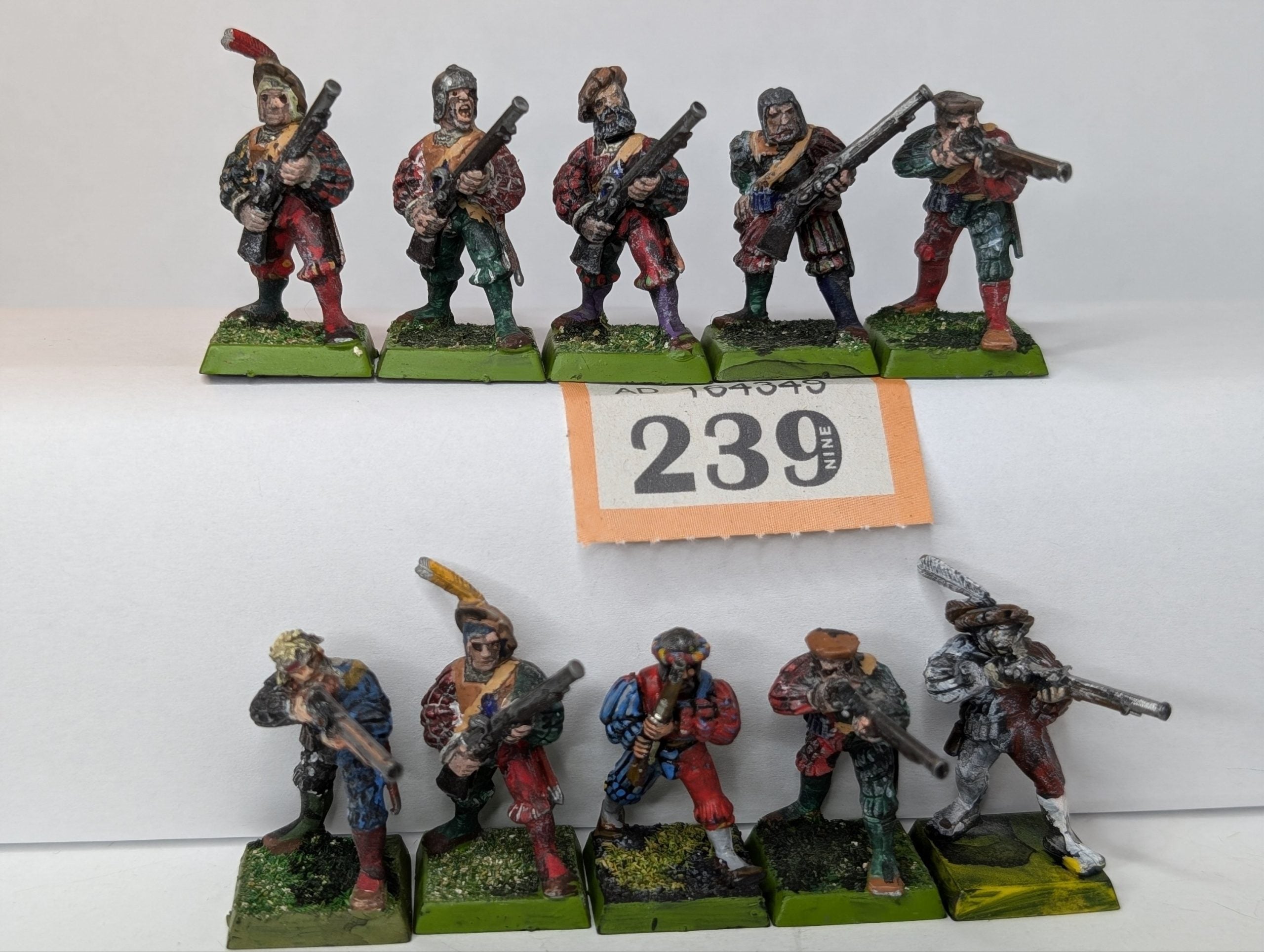 10 Hand Gunners