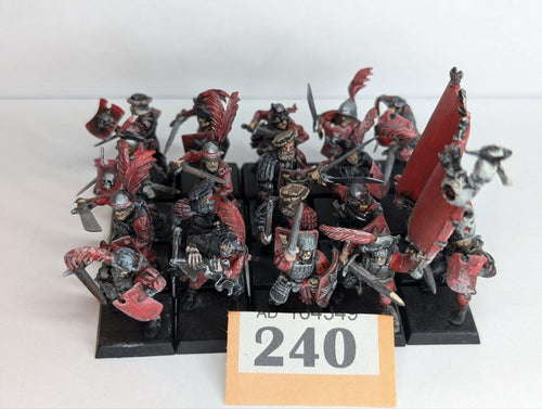 20 x Swordsmen with Shields