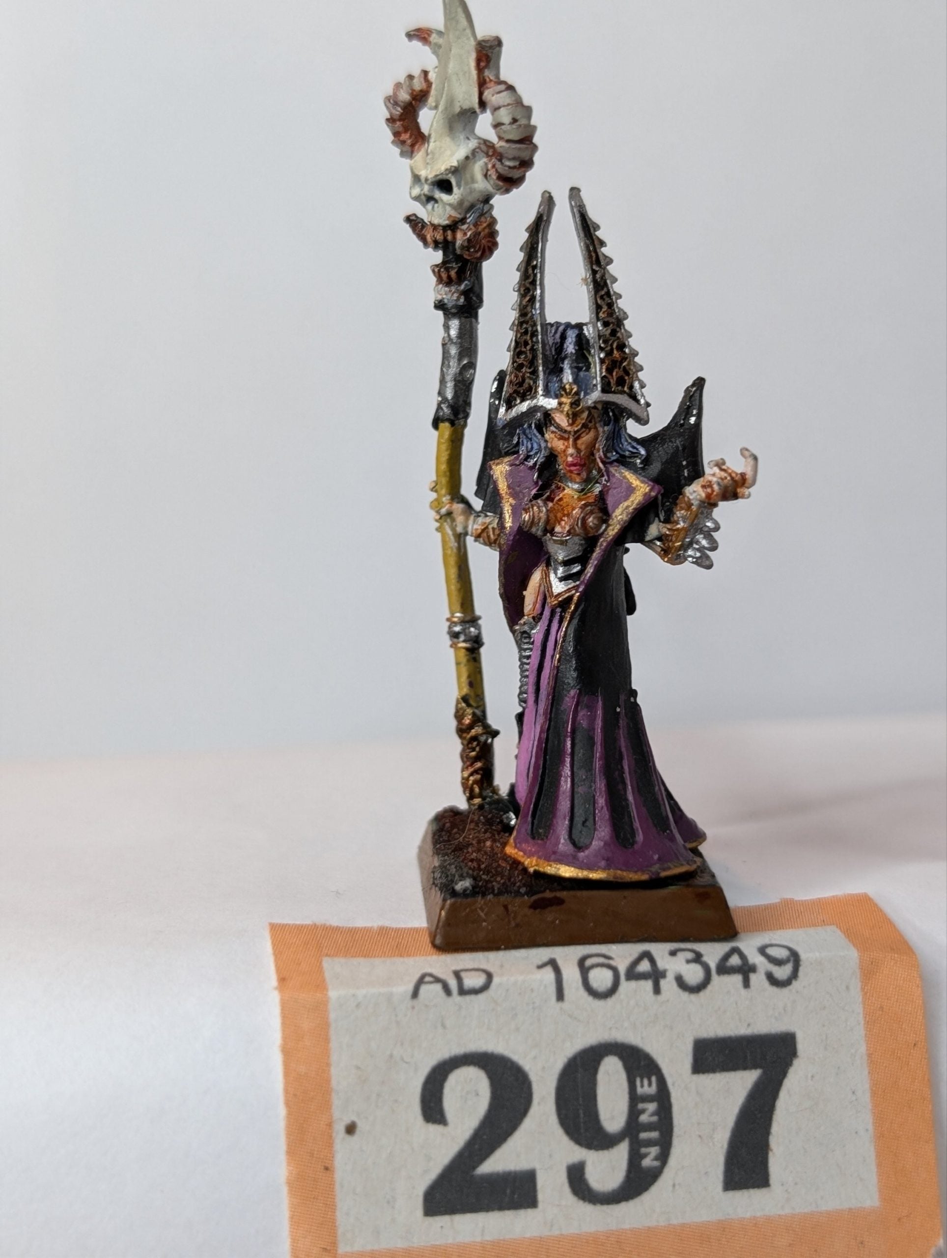 Morathi Sorceress on Foot Metal