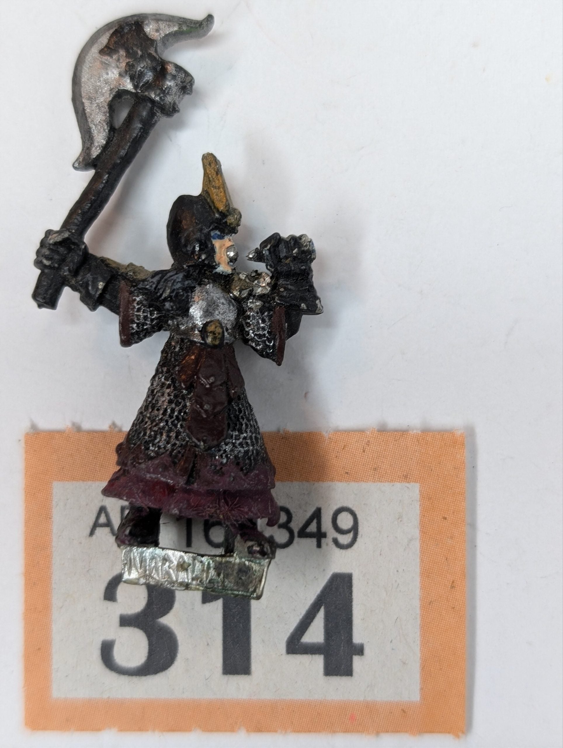 Dark Elf Musician (Damaged)