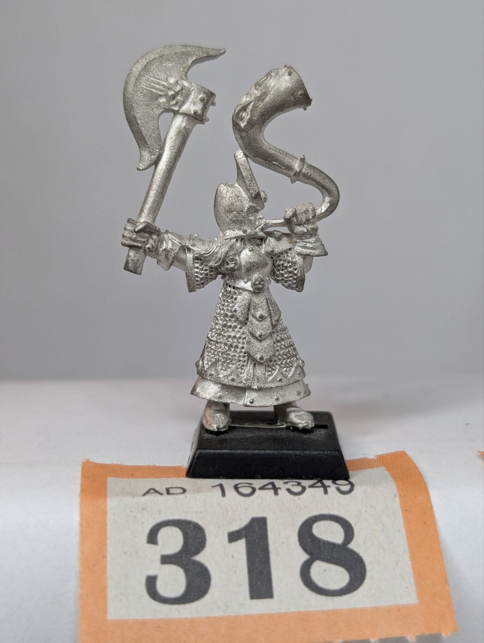 Dark Elf Musician