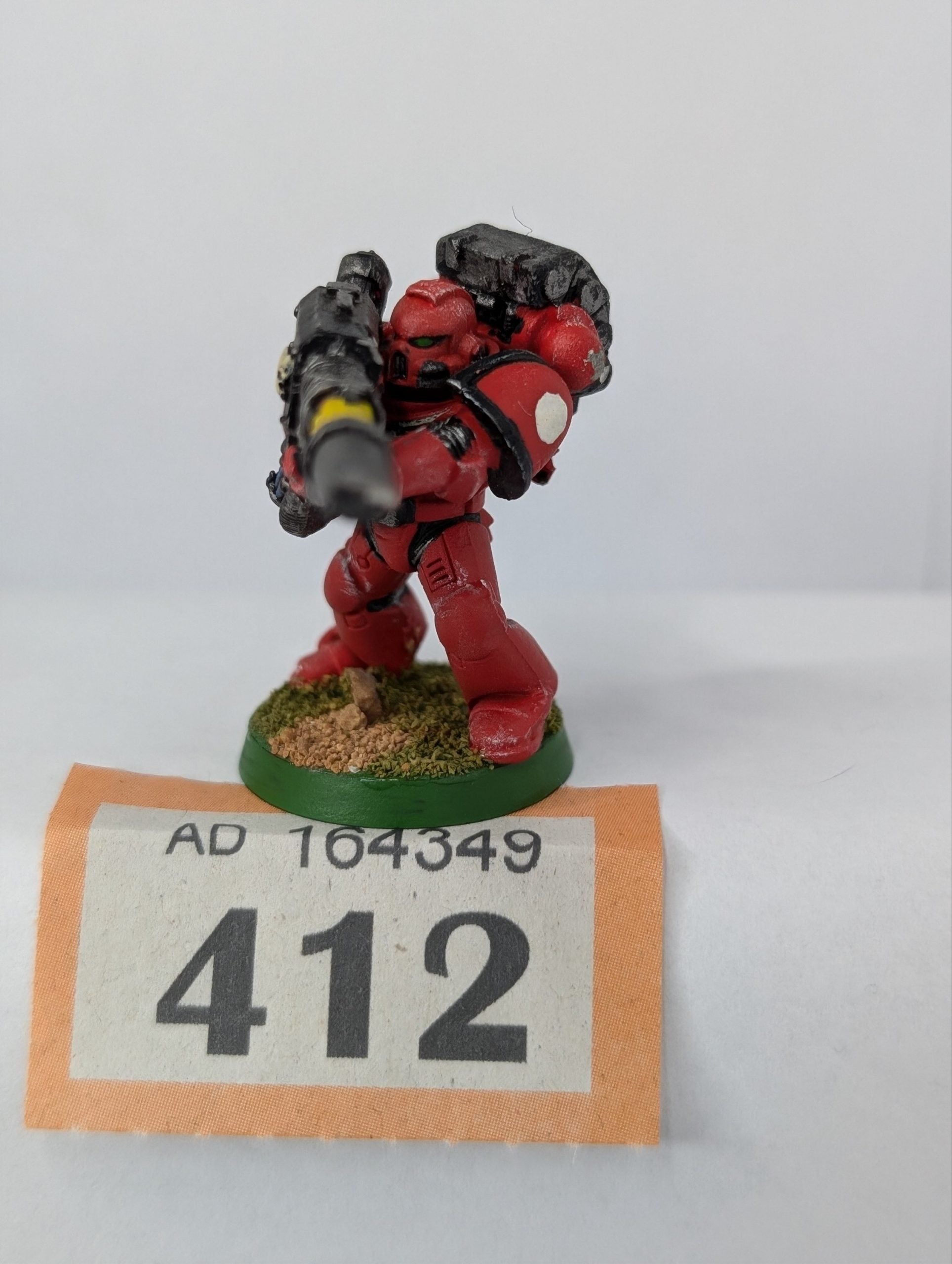 Space Marine Devastator with metal Lascannon