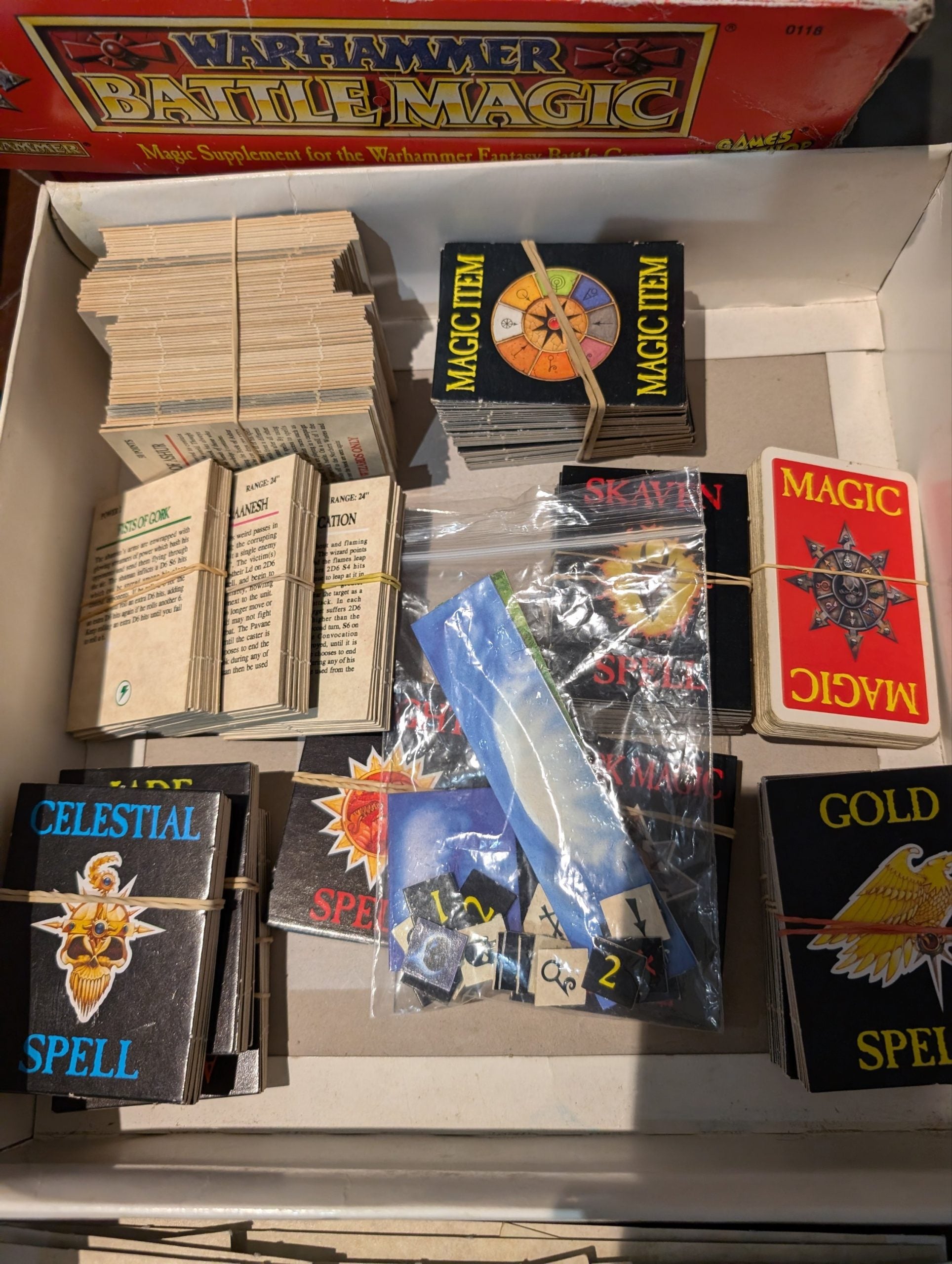 4th Edition, Warhammer Battle Magic Set, Almost complete, Missing 6 cards and some templates, see description