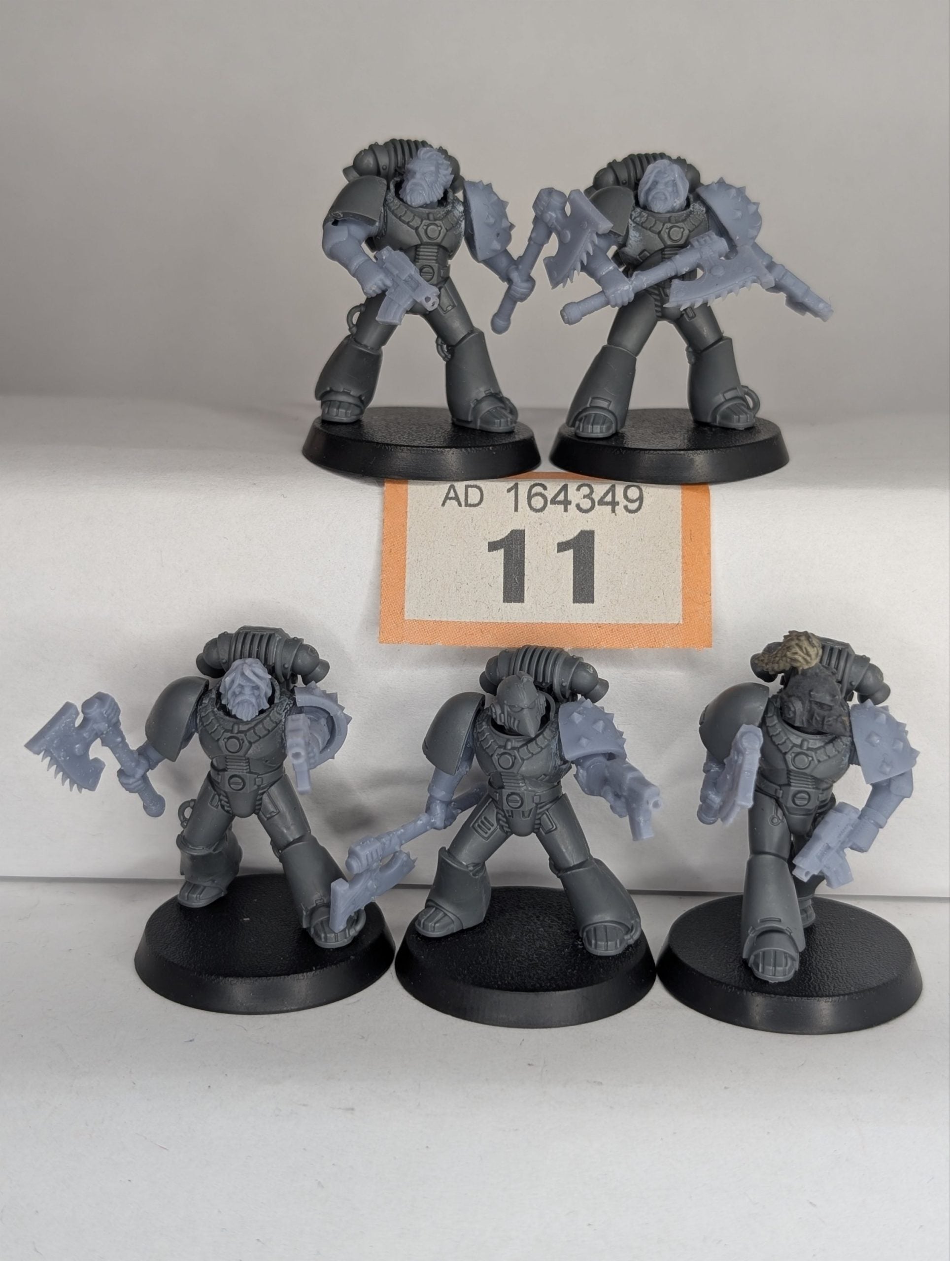 5 x MK VI Space Marines with custom parts.