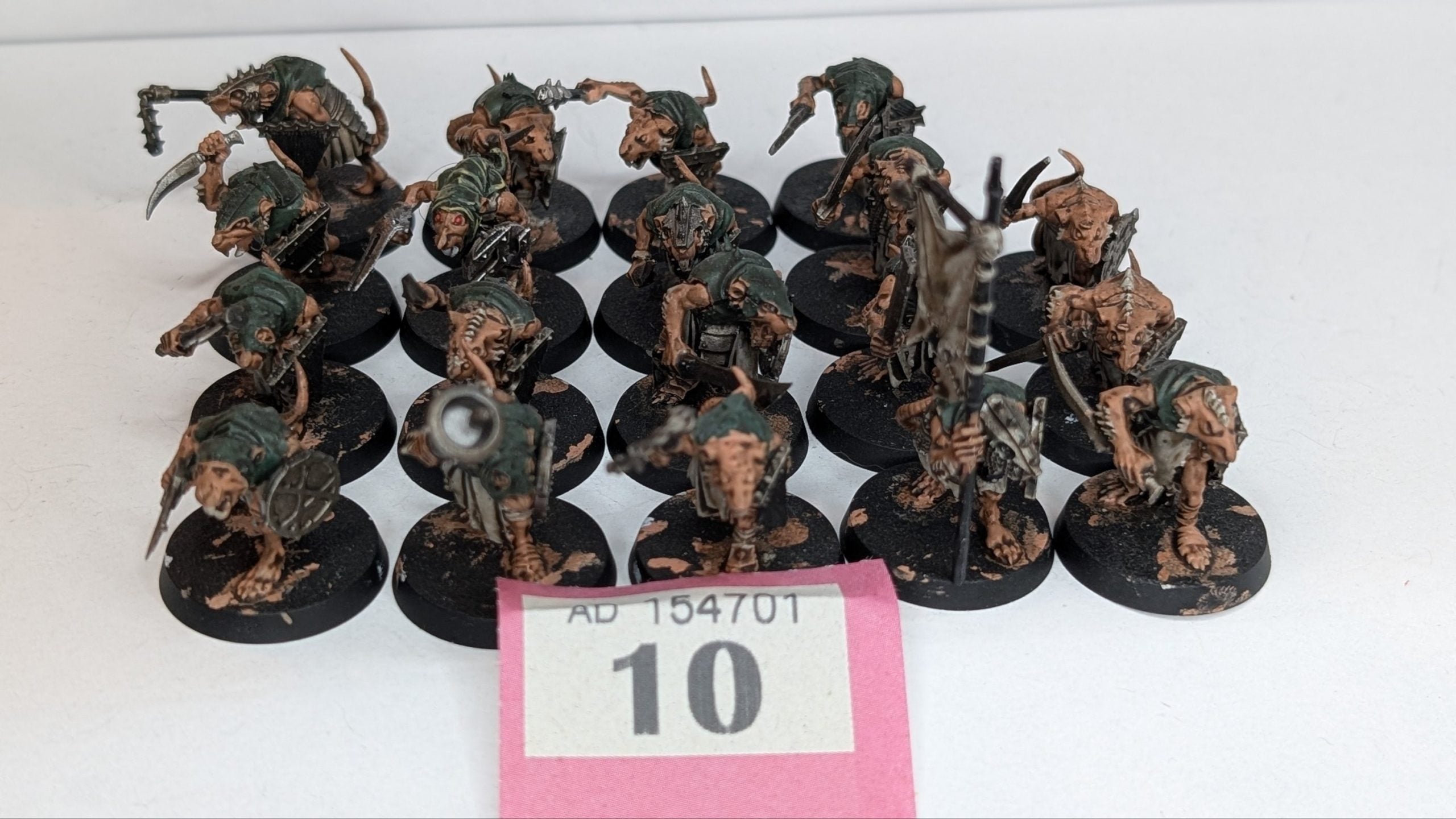 19 x Clanrats