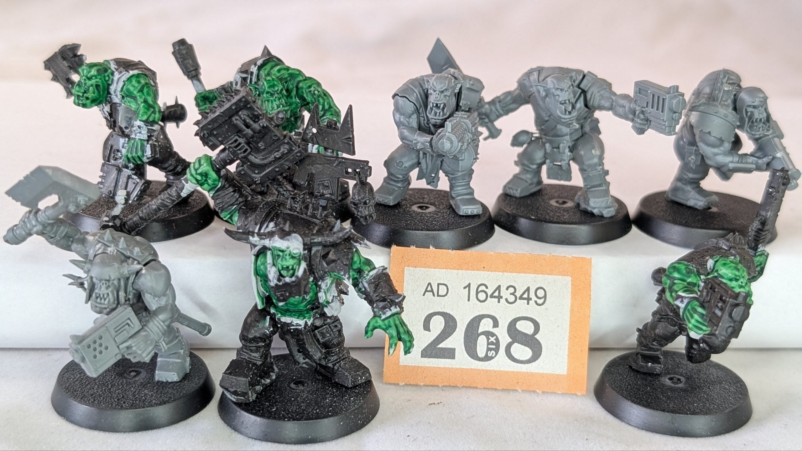 8 Ork Boyz