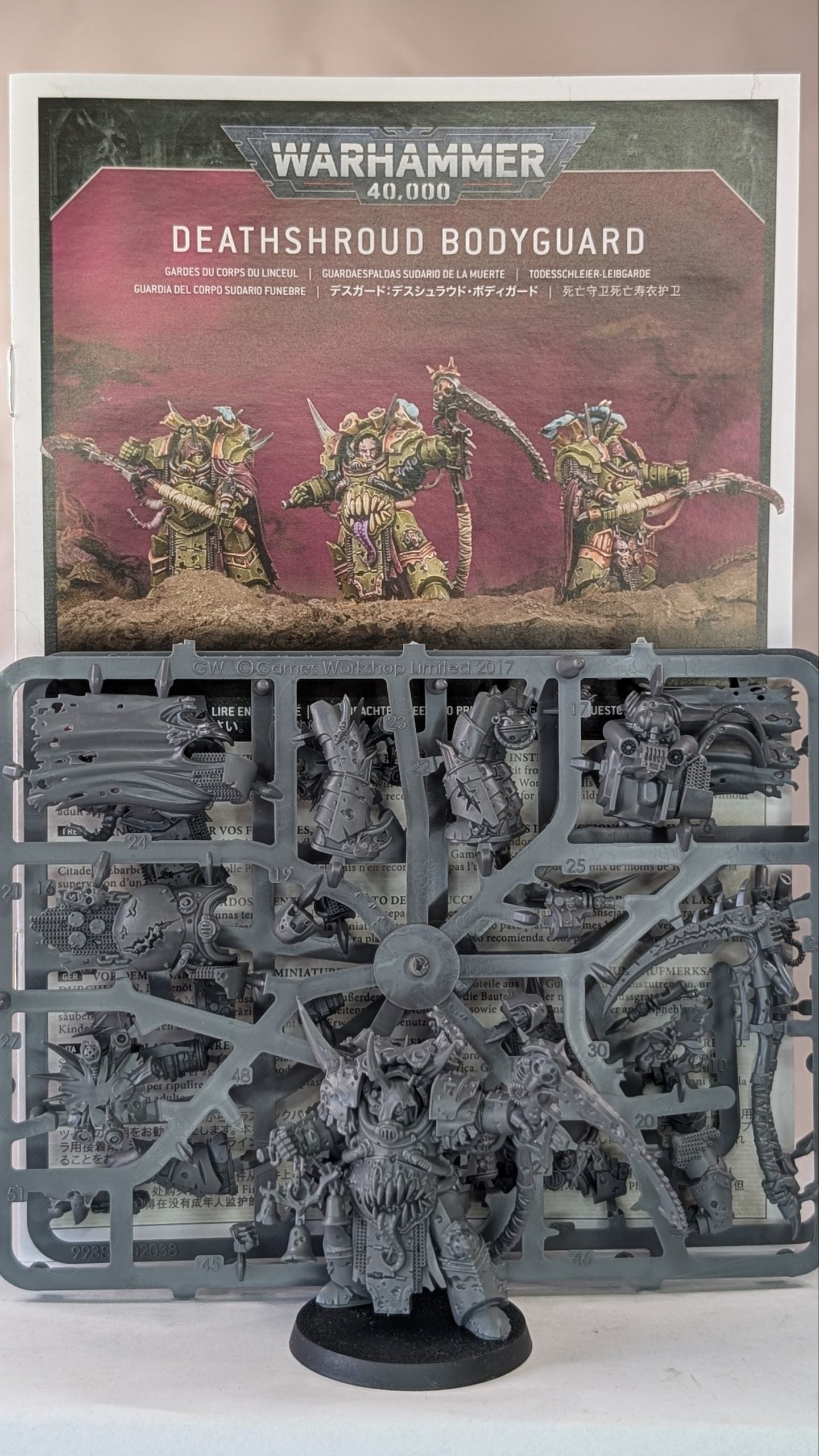Deathshroud Terminators Bodyguard