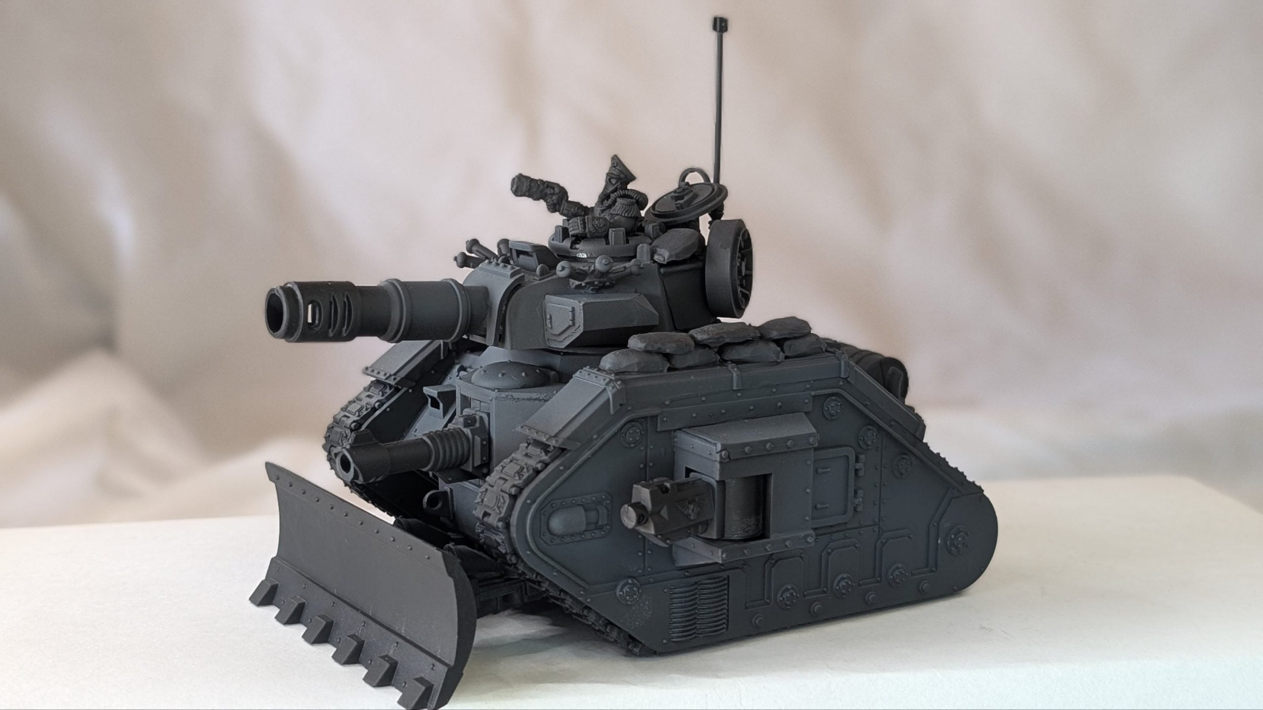 Leman Russ (Krieg commander)