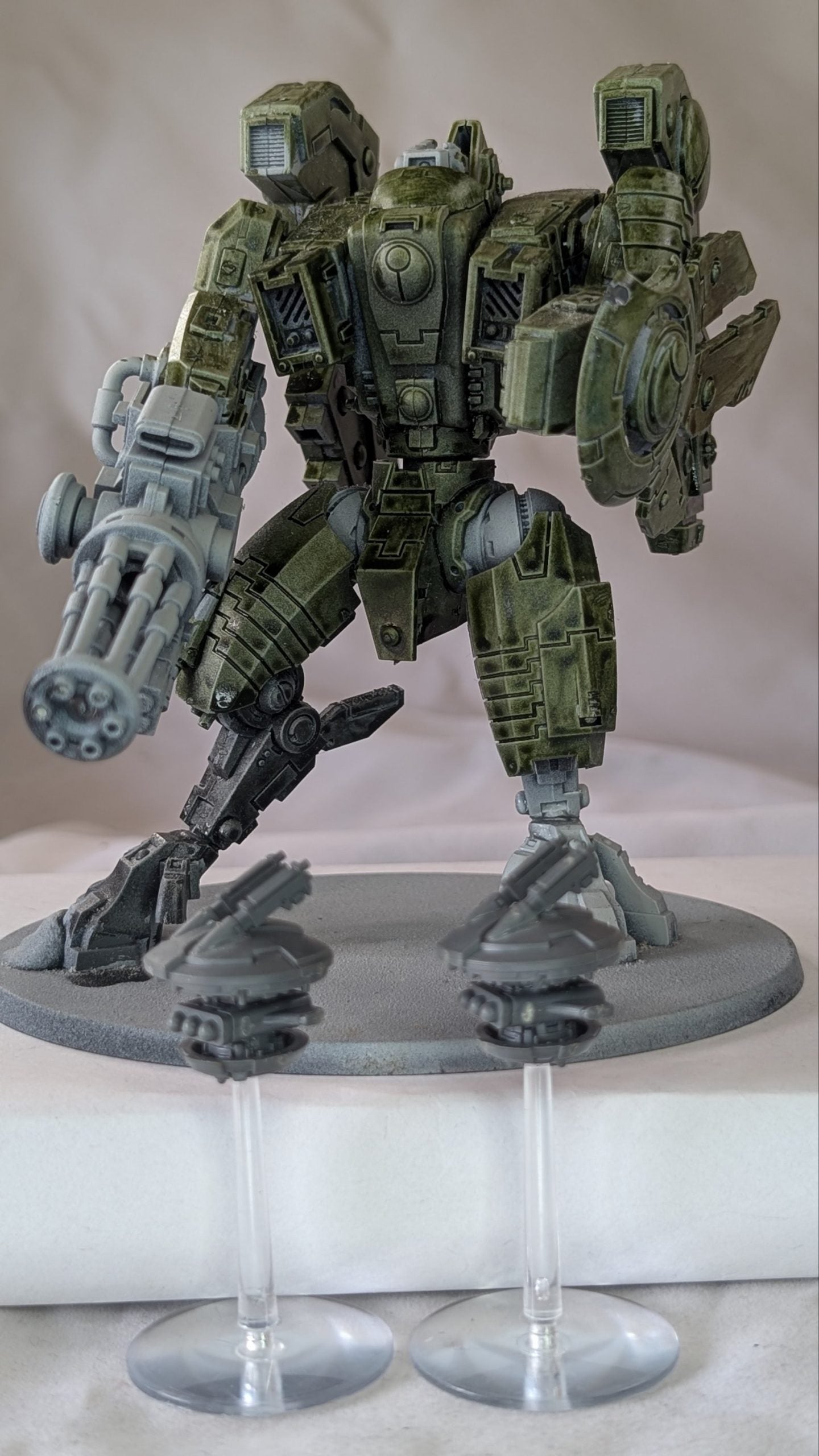 XV104 Riptide Battlesuit