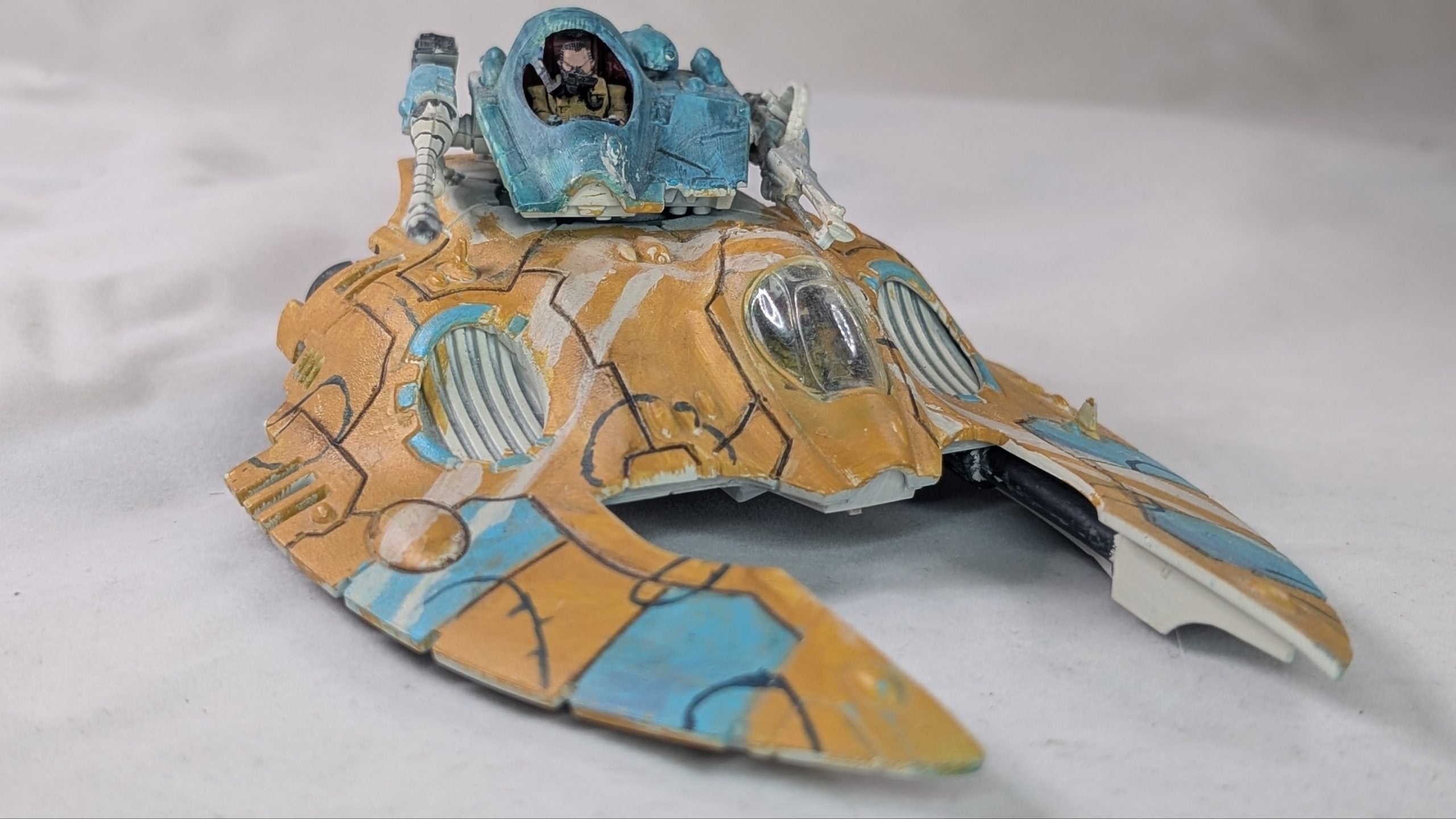 Falcon (on base)