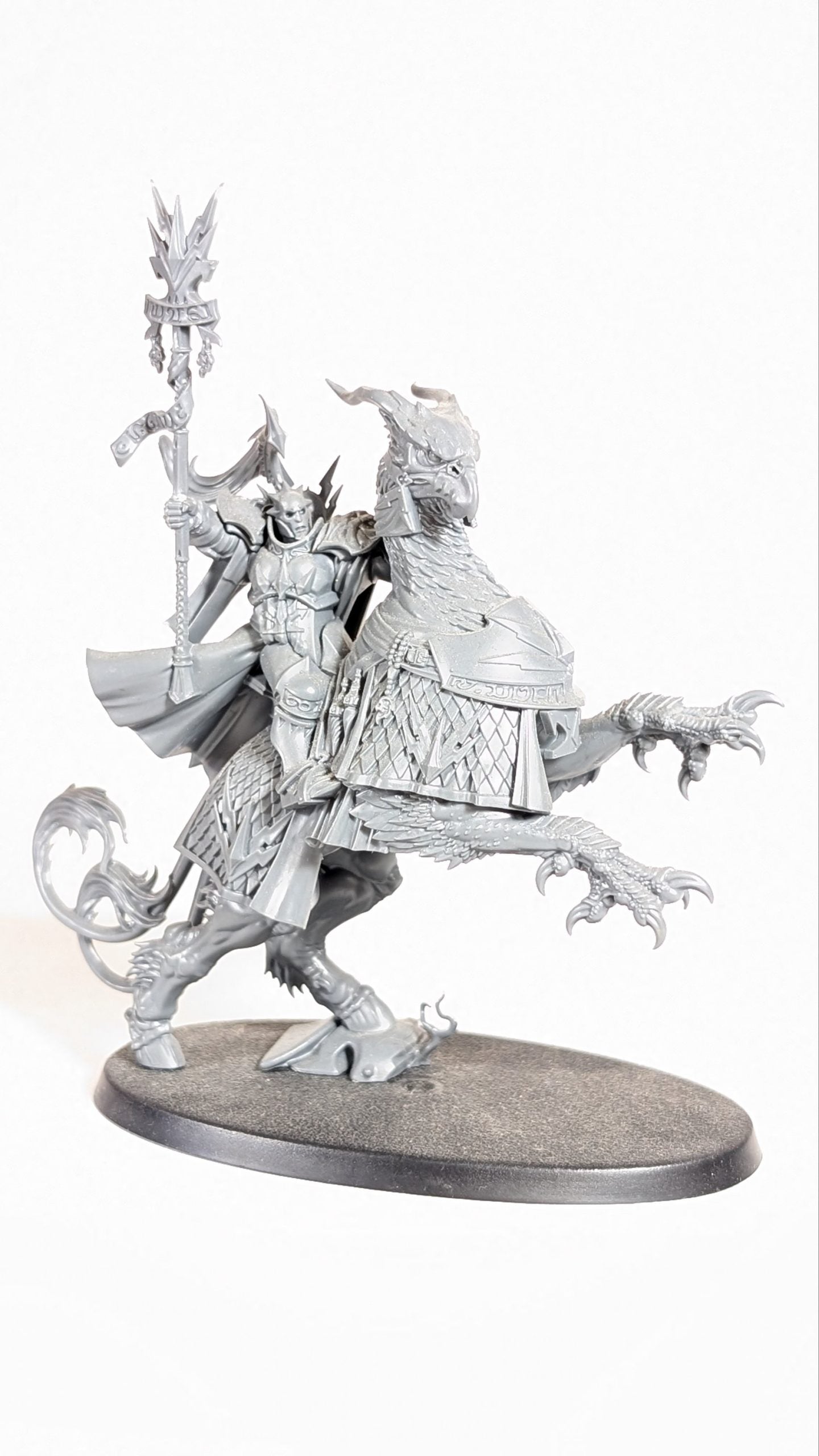Lord Arcanum on Gryph Charger