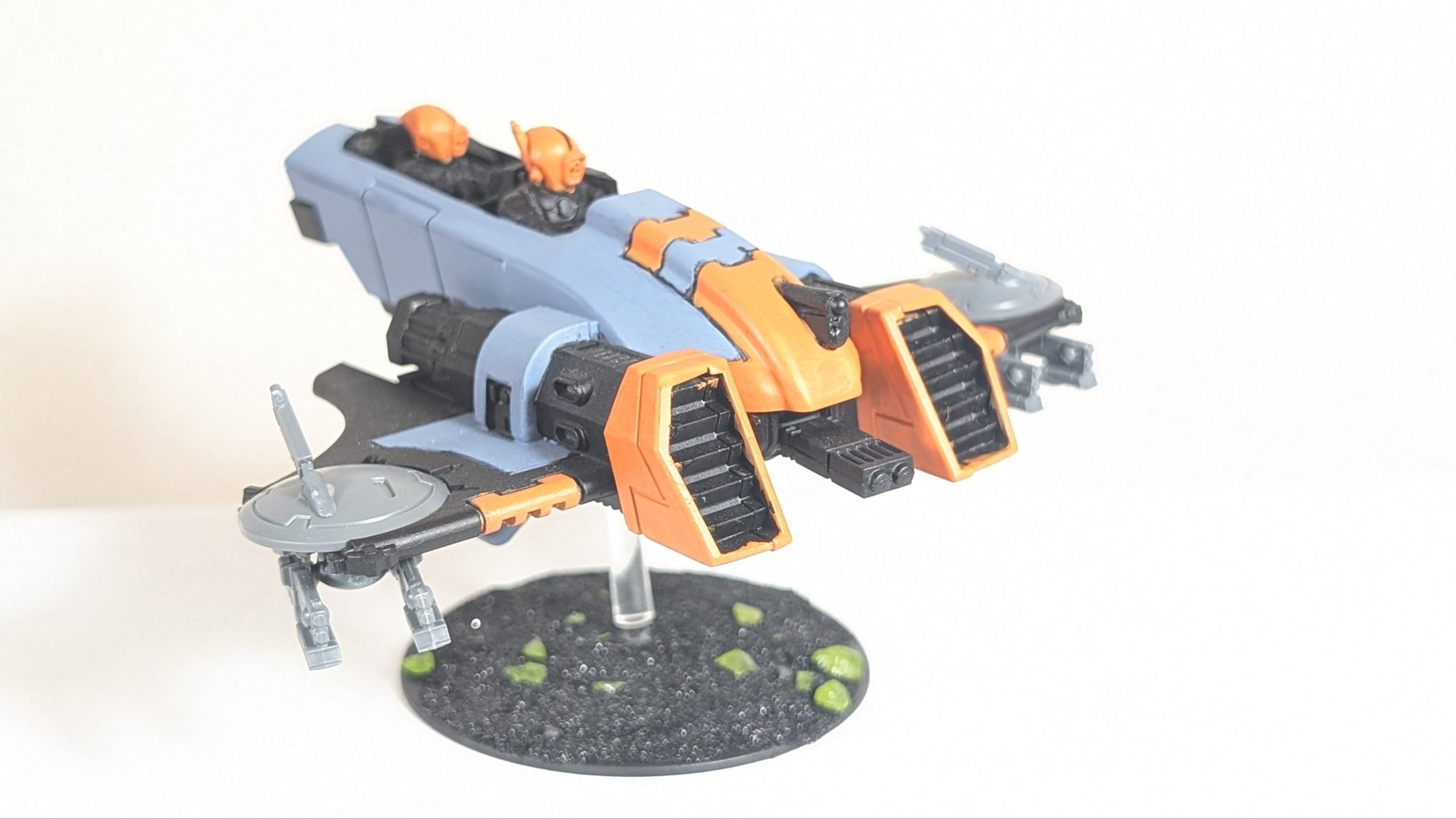 T'au Empire TX4 Piranha