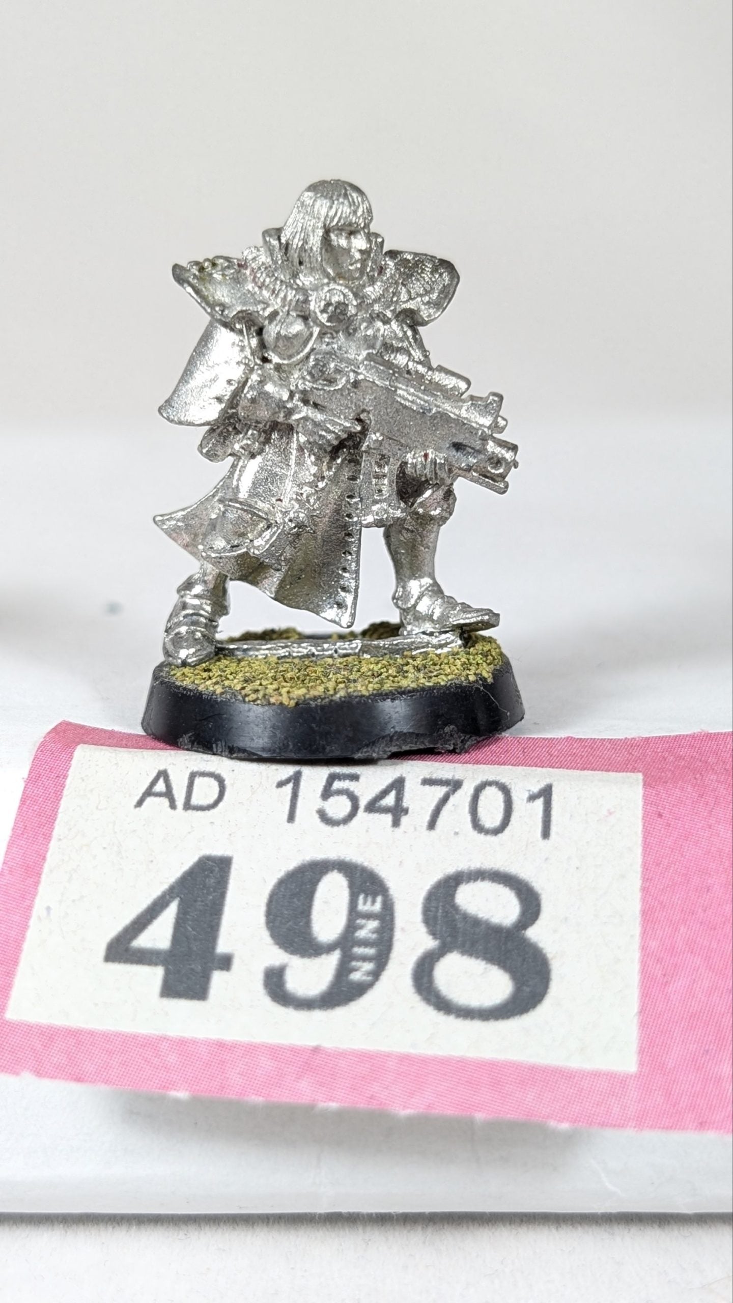 Battle Sister with Bolter metal Sisters of Battle (P498)