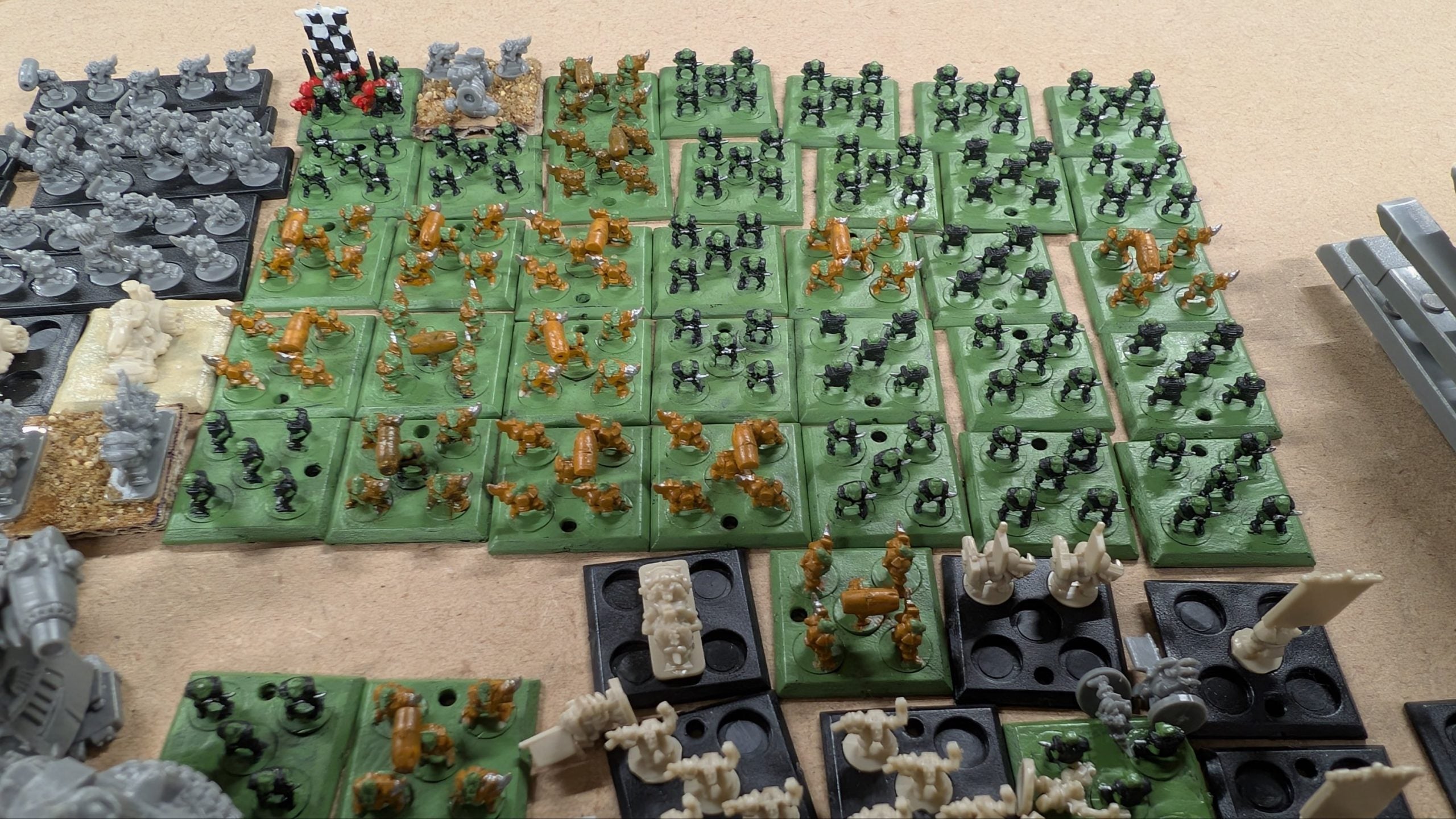 Epic 40,000 Massive Space Orks Horde Force