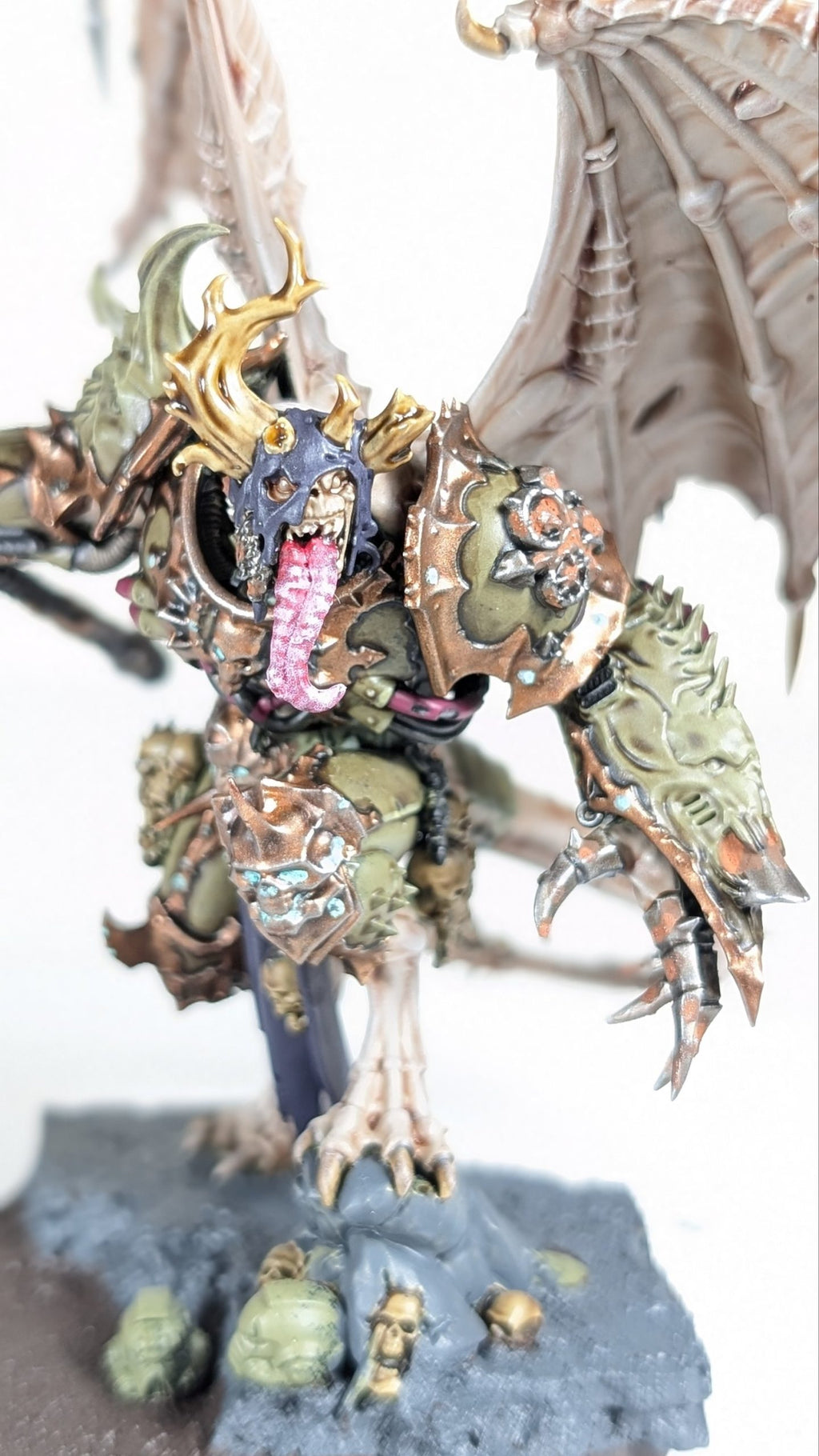 Daemon Prince (Nurgle, very well painted)