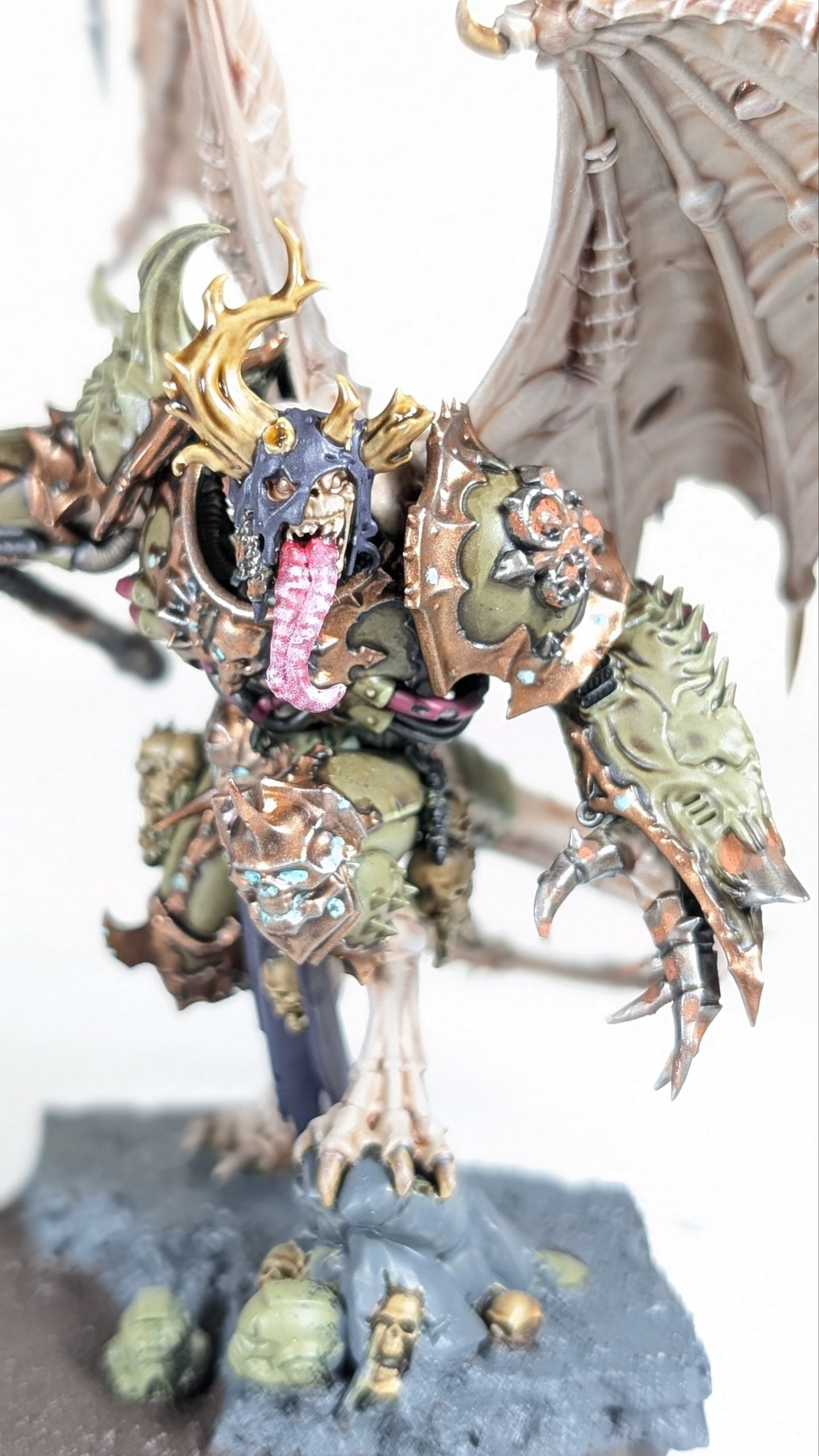 Daemon Prince (Nurgle, very well painted)