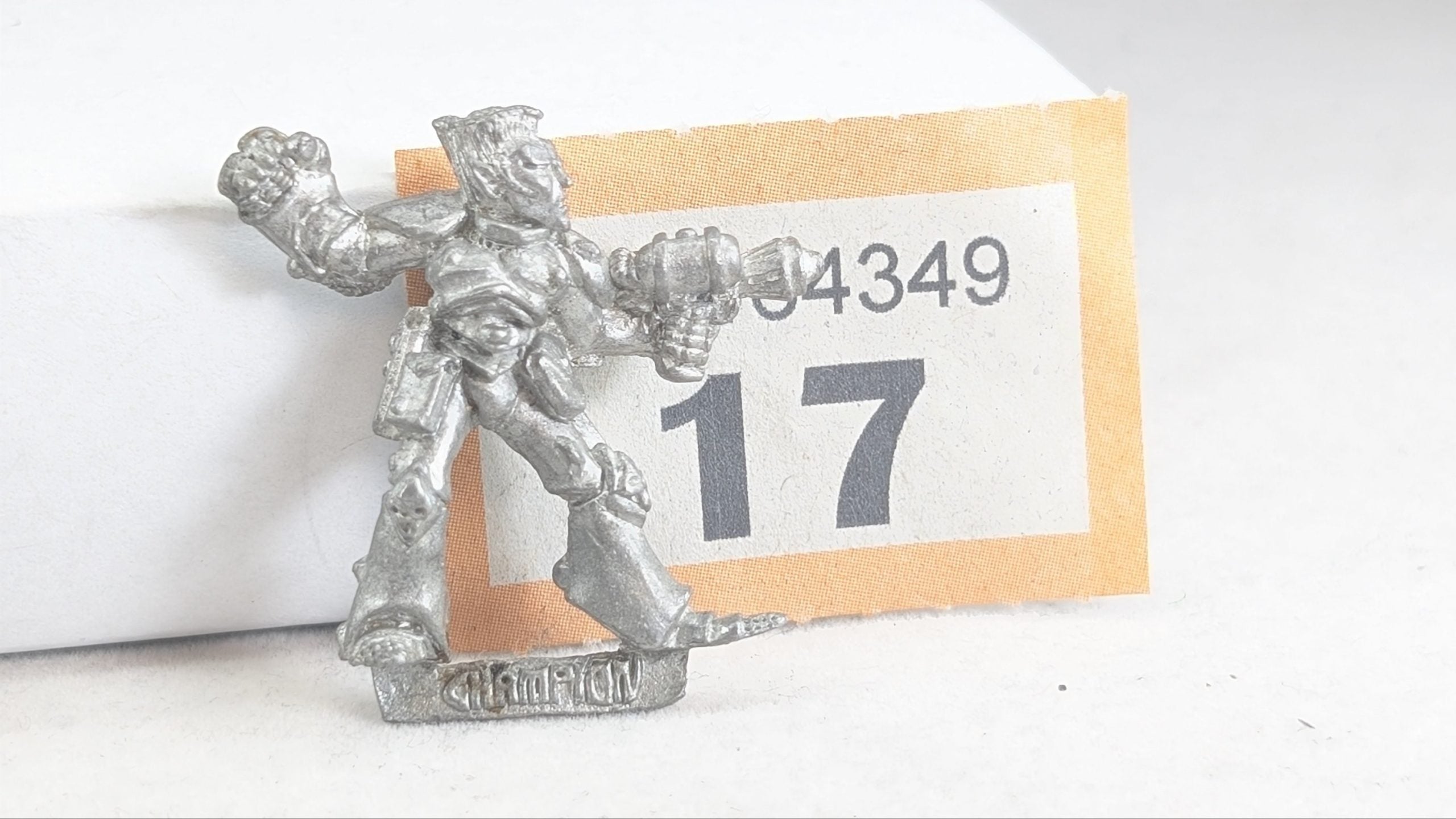 Eldar Guardian Champion with Flamer Metal O17