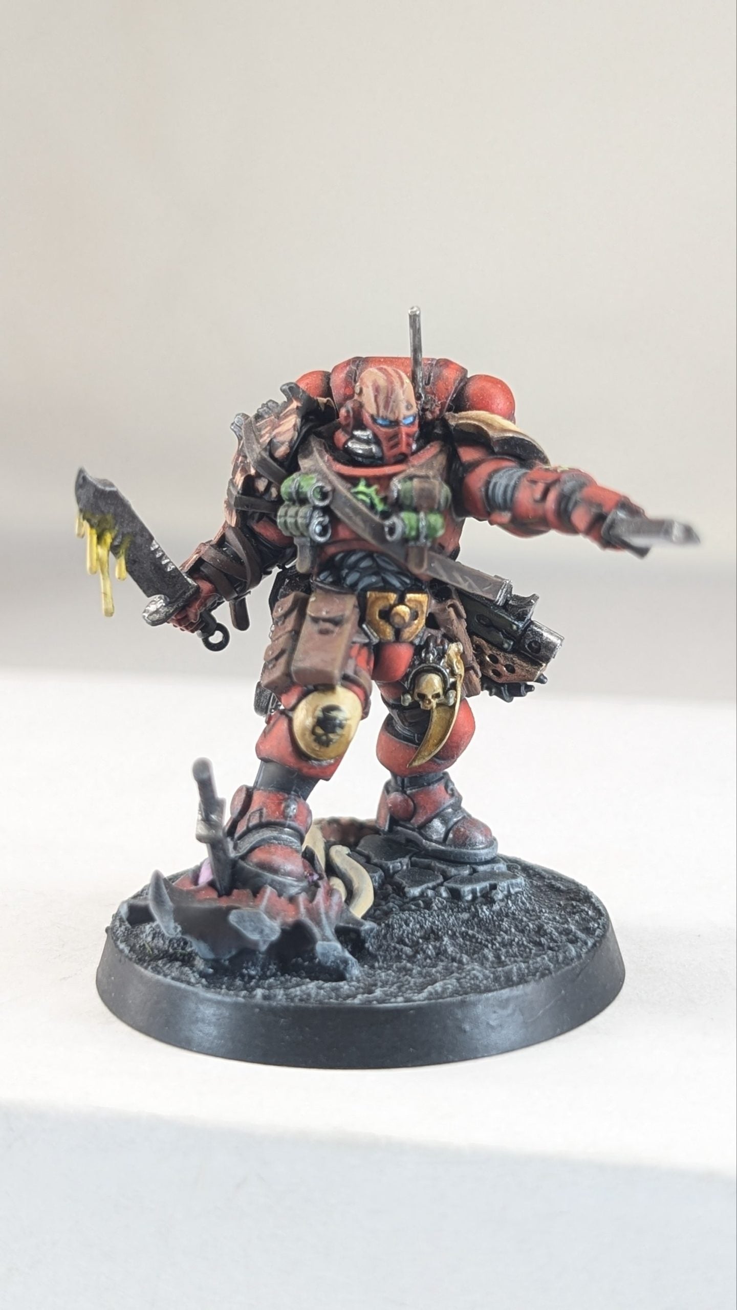 Lieutenant in Phobos Armour (from Leviathan) Pro Painted
