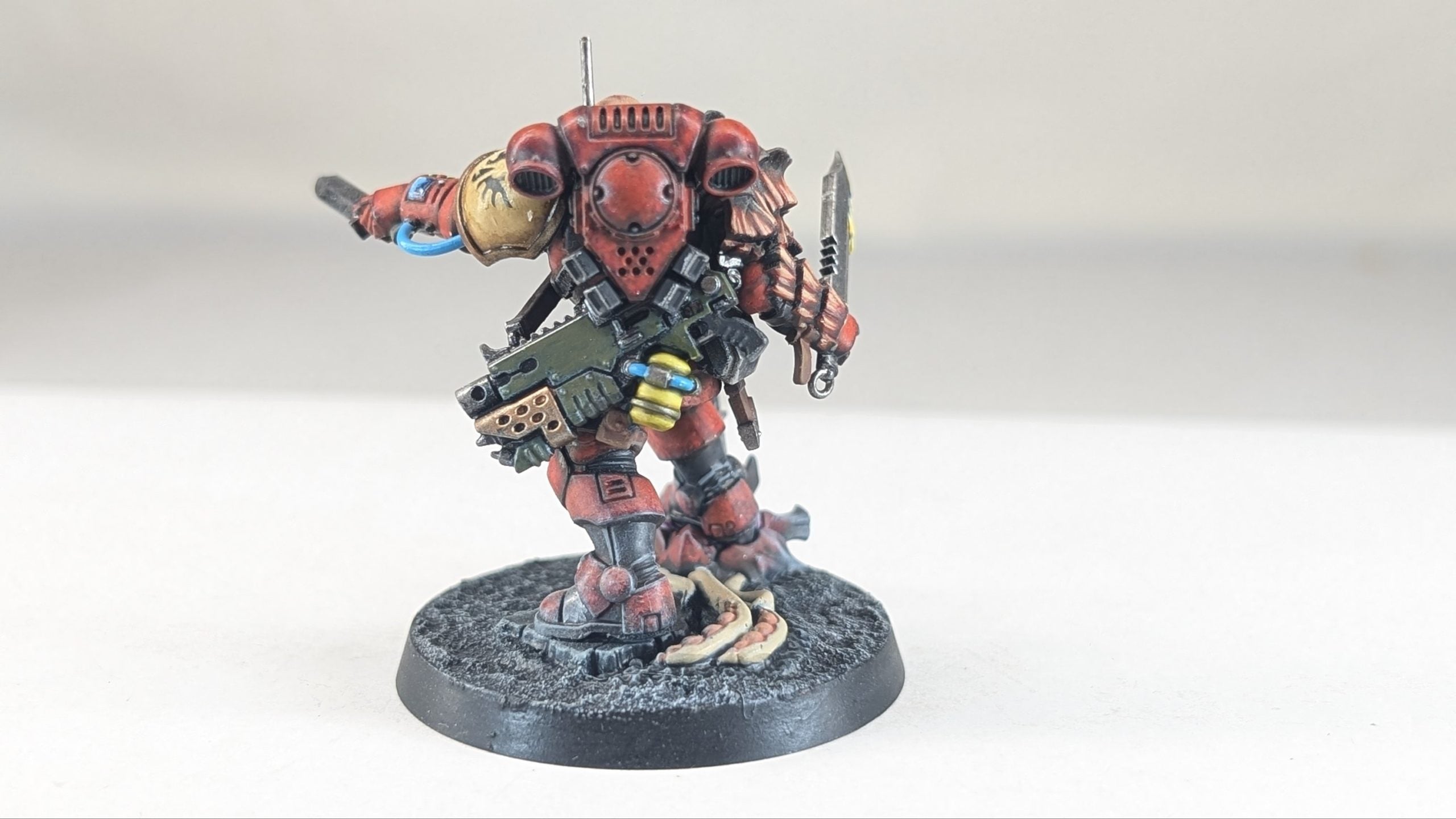 Lieutenant in Phobos Armour (from Leviathan) Pro Painted