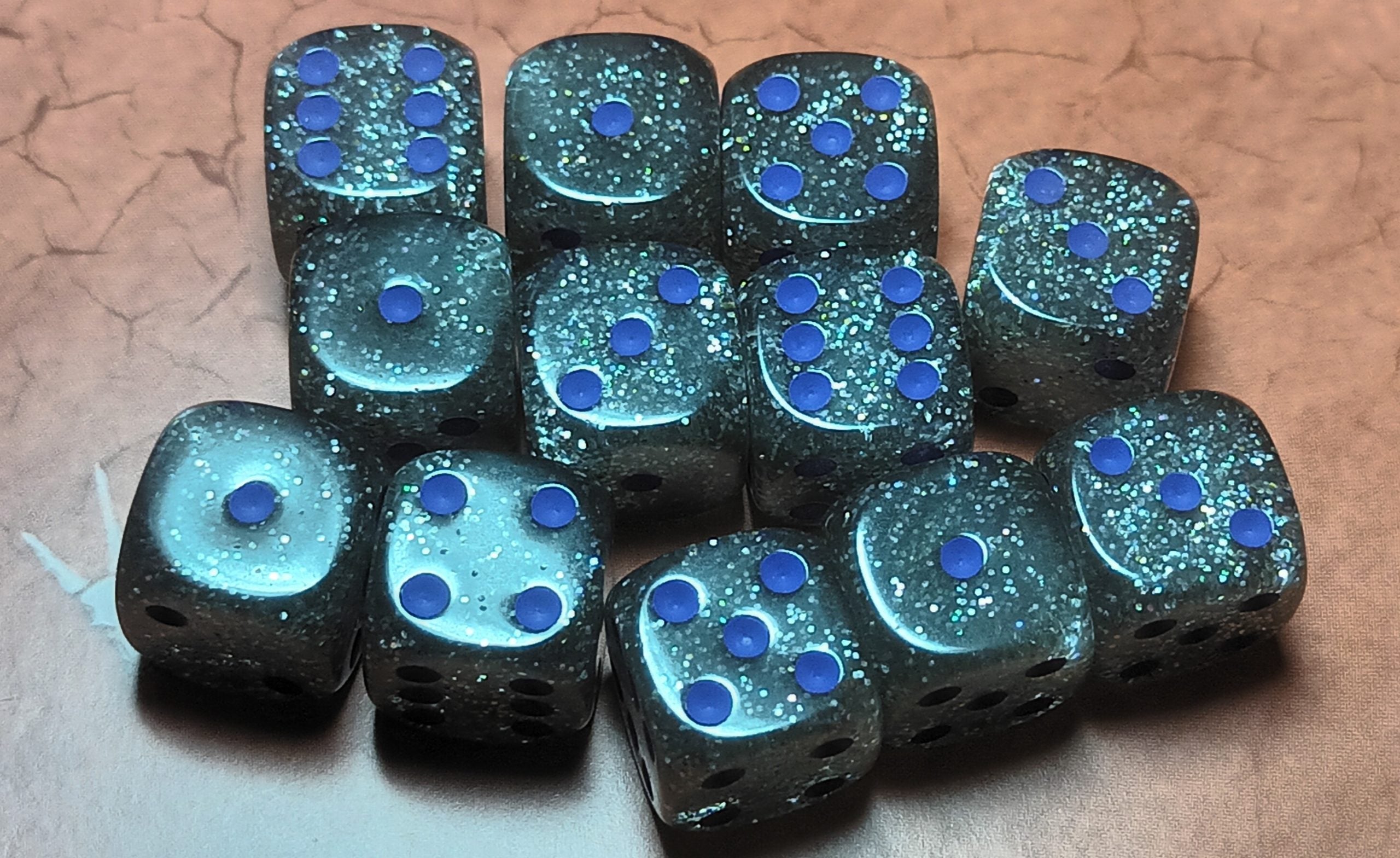 12 x 16mm D6 Clear Shimmer with Black UK Made Dice