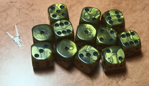 12 x 12mm D6 Gold Pearl with Black UK Made Dice
