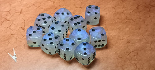 12 x 16mm D6 Clear Purple Shimmer with Black UK Made Dice