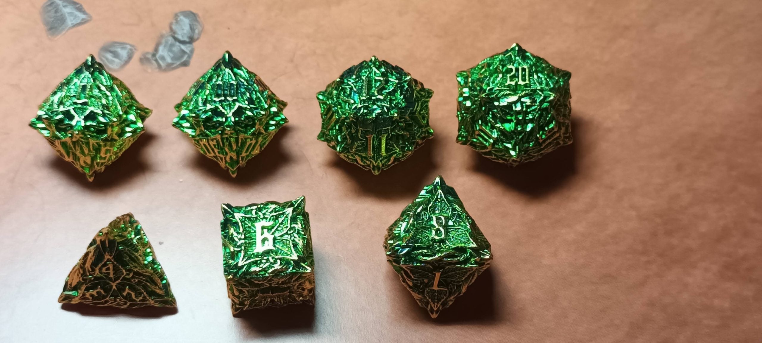 7 x Polyhedral Dice Metal Leaf Green with Gold Dice