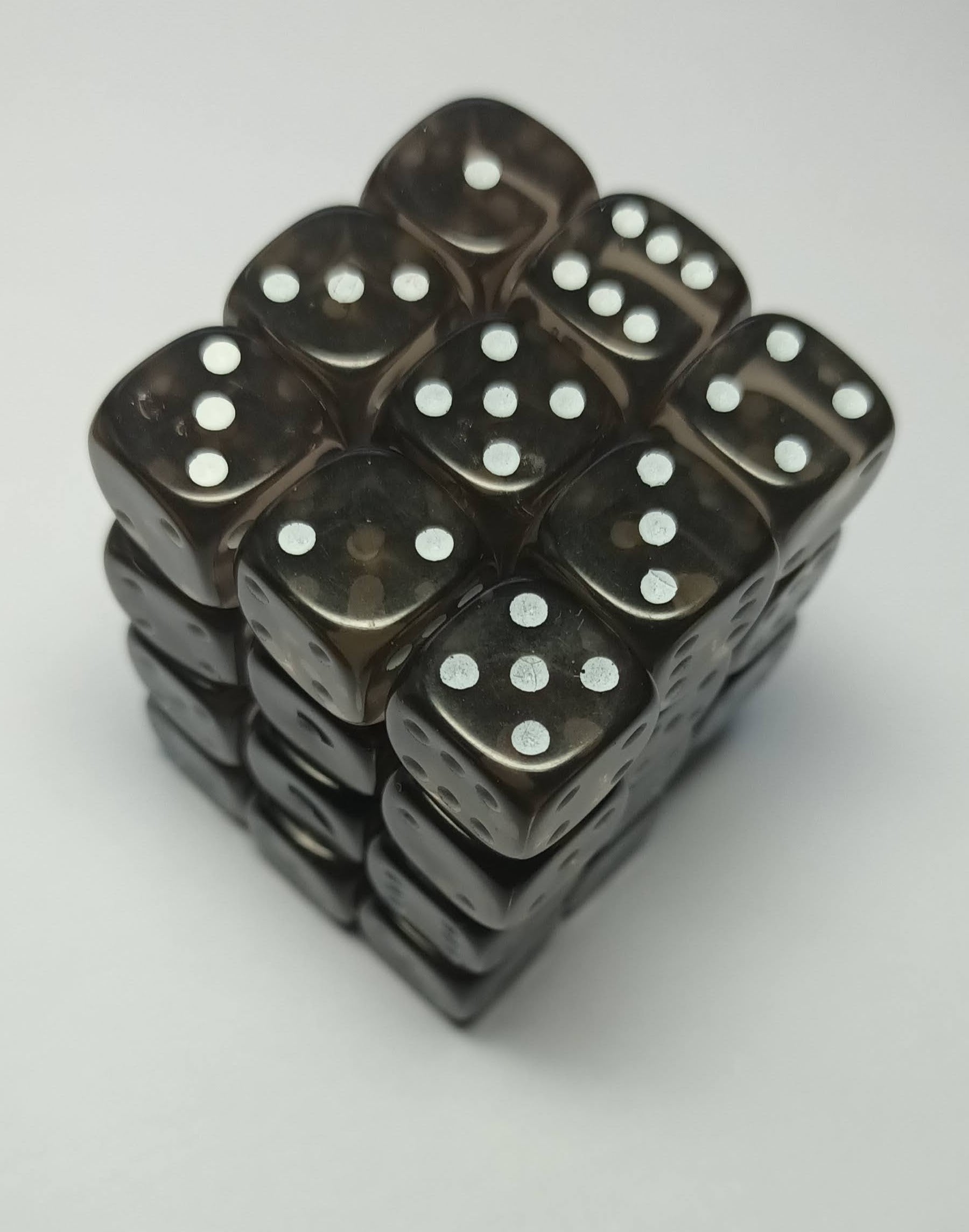 36 x 12mm D6 Smoke Yellow Dice