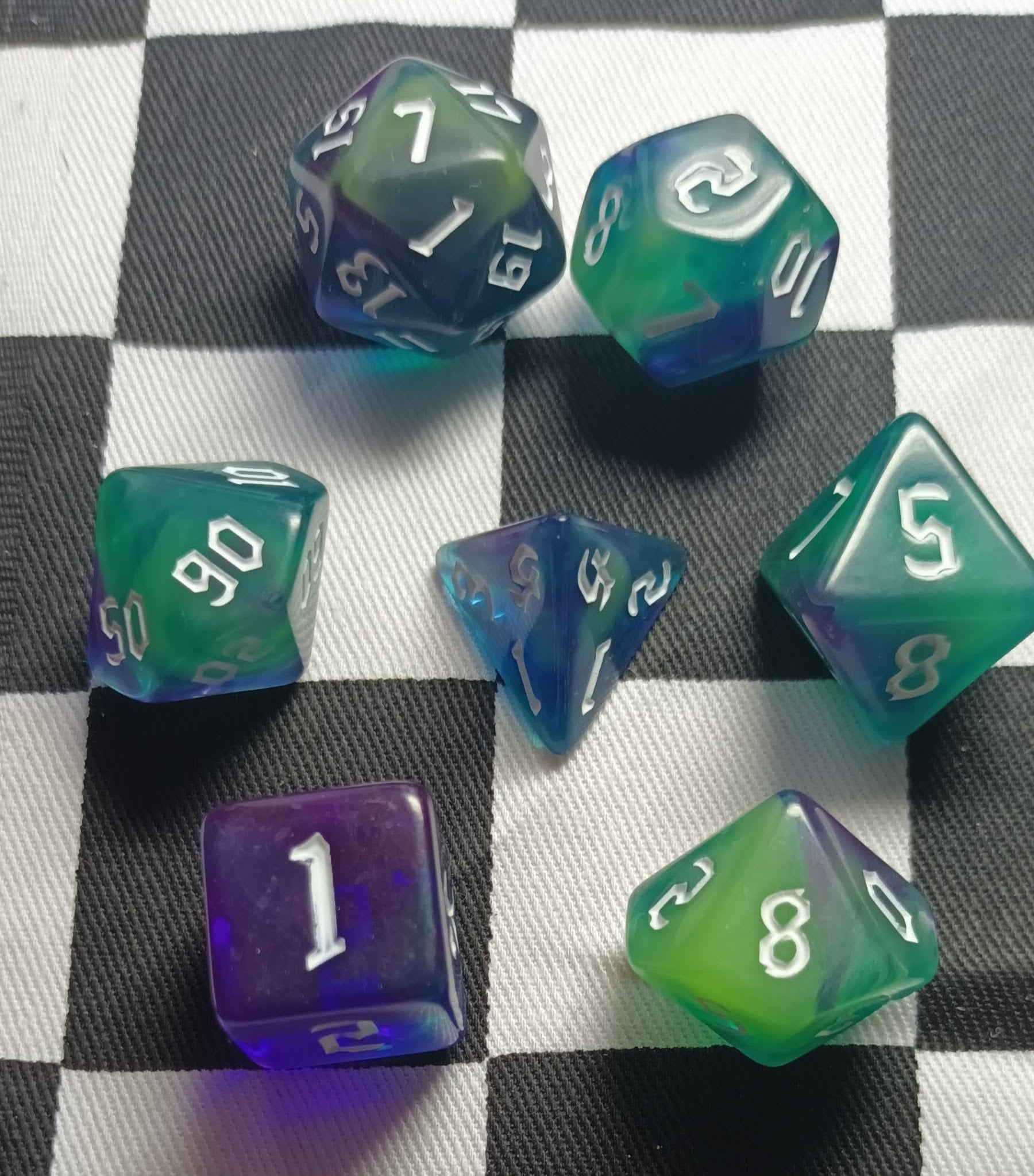 7 x Polyhedral Dice Chaos Mist Green White Purple with White