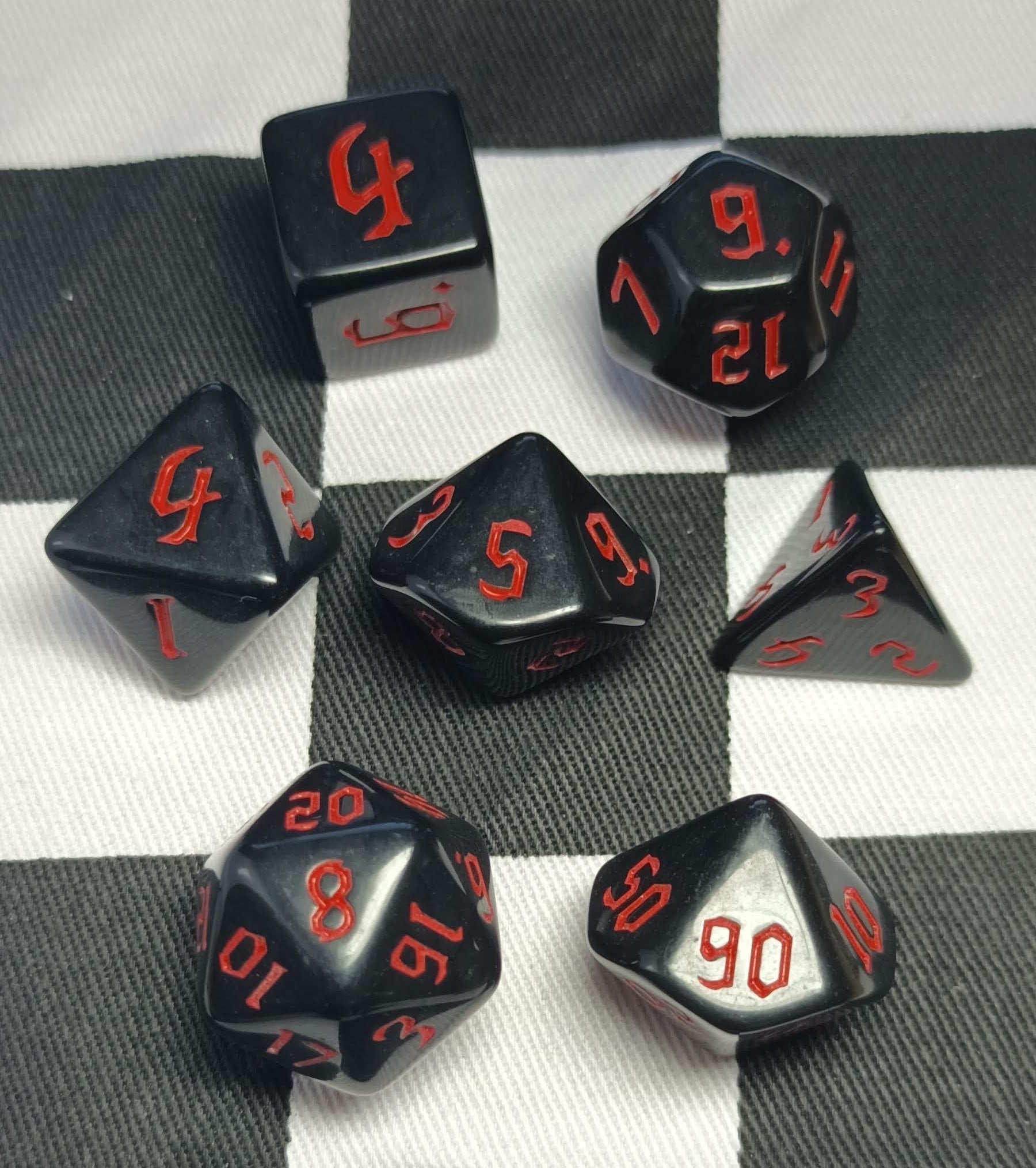 7 x Polyhedral Dice Chaos Opaque Black with Red
