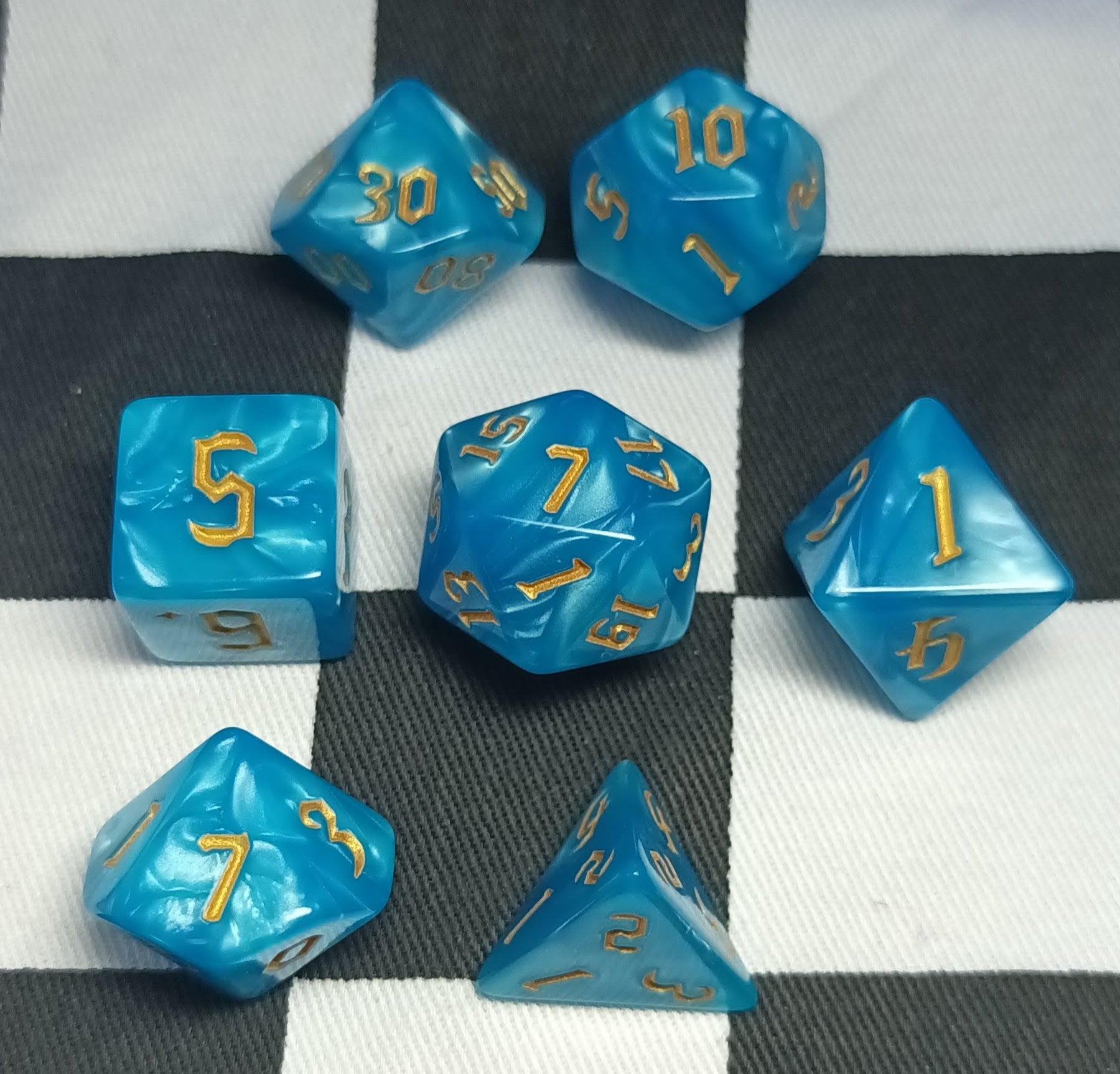 7 x Polyhedral Dice Chaos Pearl Blue with Gold