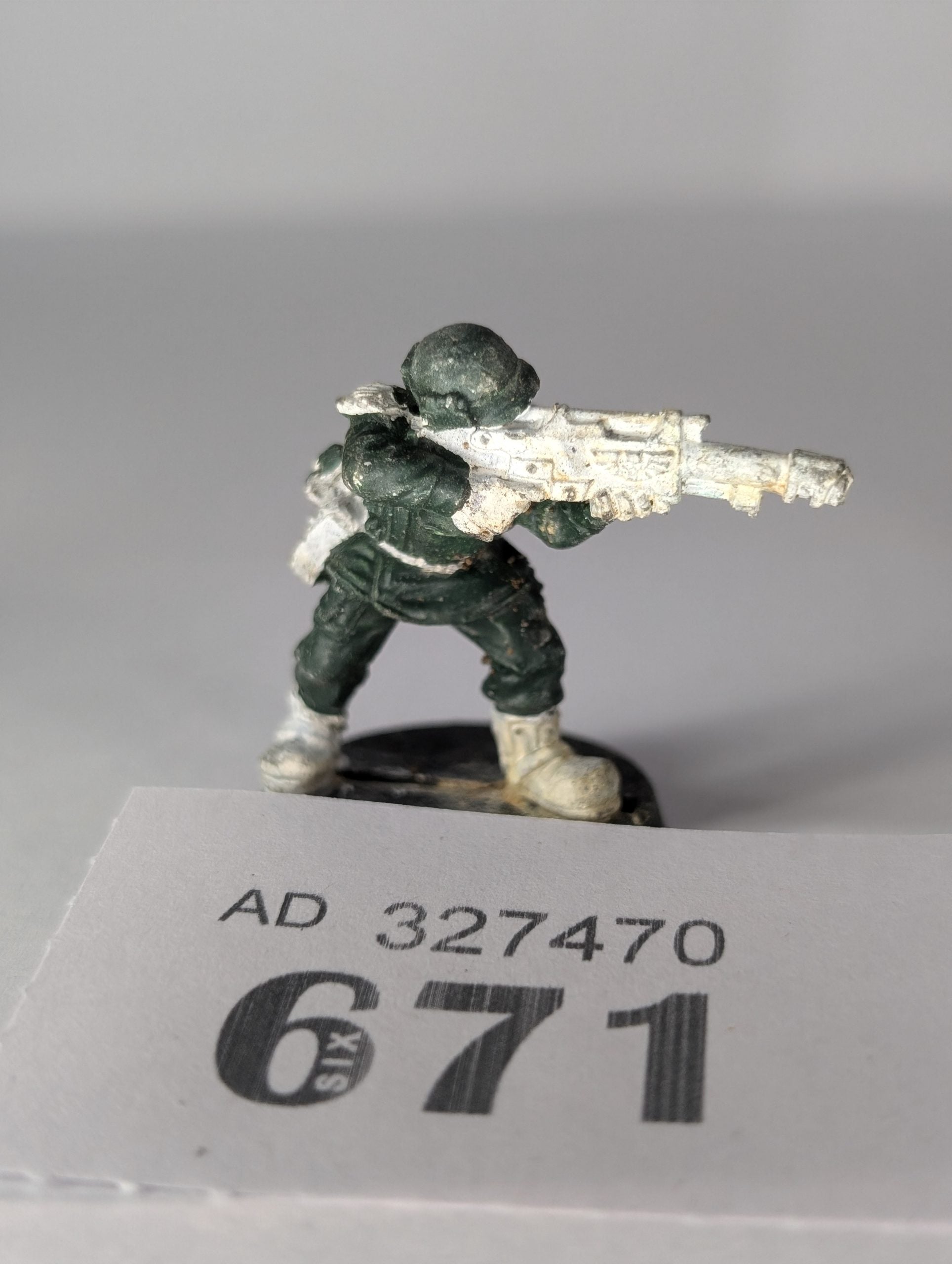 Cadian Guardsman With Lasgun 671