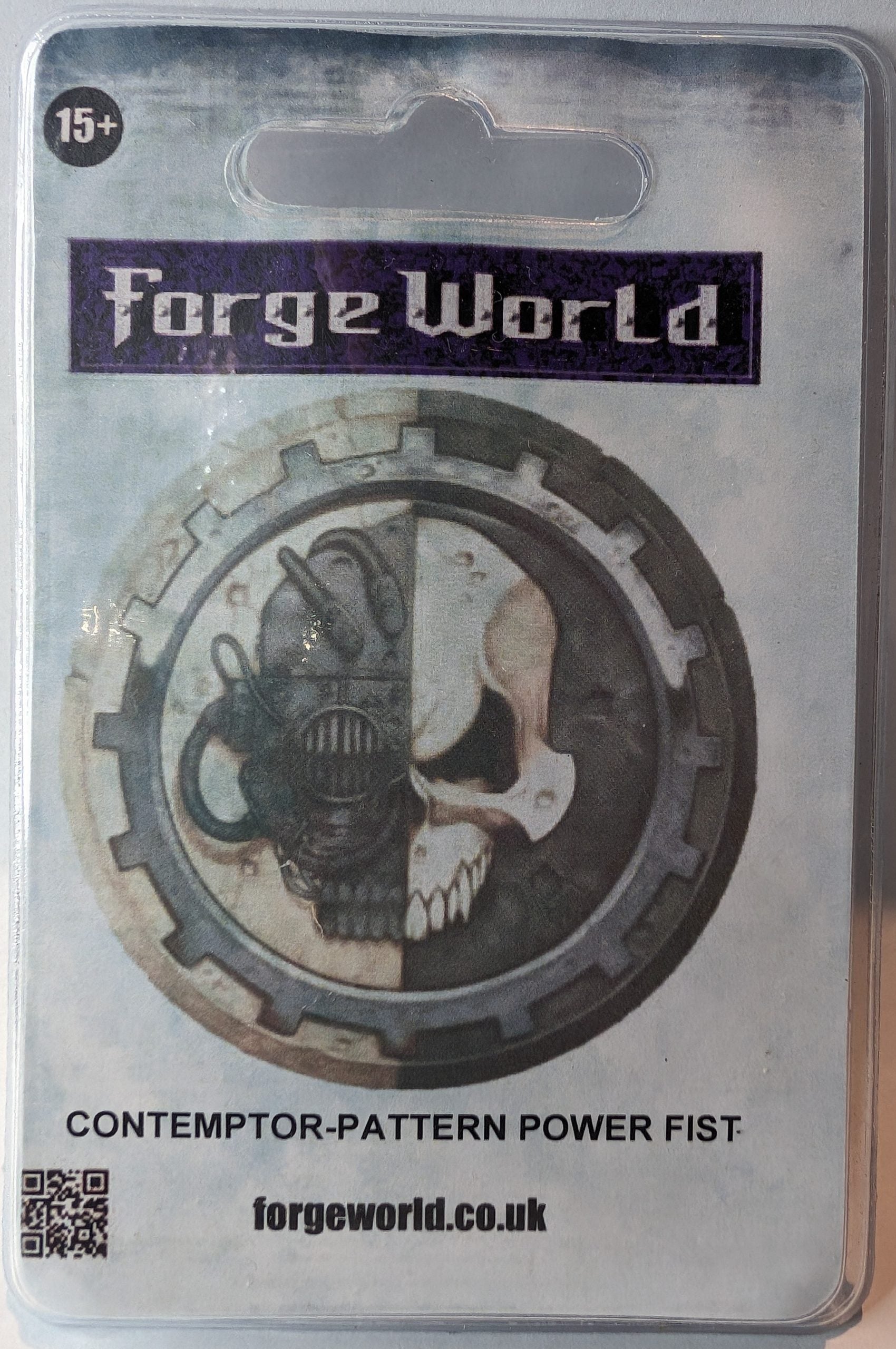 Contemptor-Pattern Power Fist