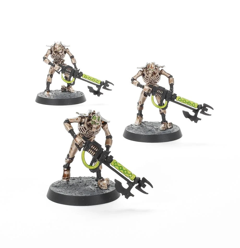 3 Necron Warriors (On Sprue)