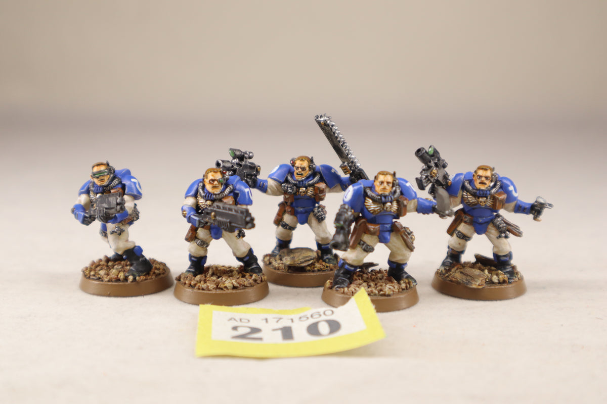 5x Space Marine Scouts