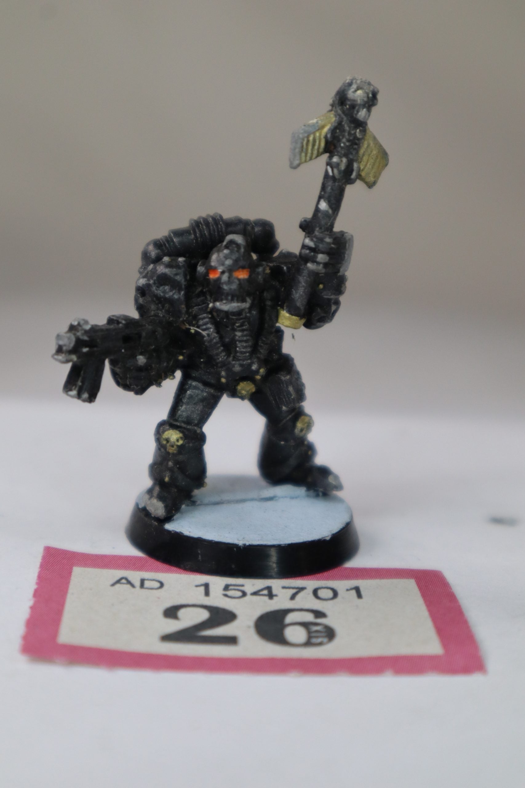 Space Marine Rogue Trader Chaplain (metal)