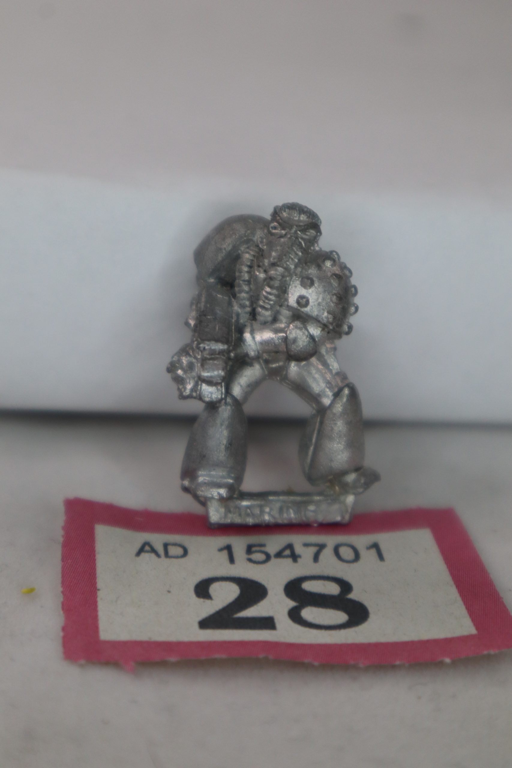 Rogue Trader Space Marine (Metal)