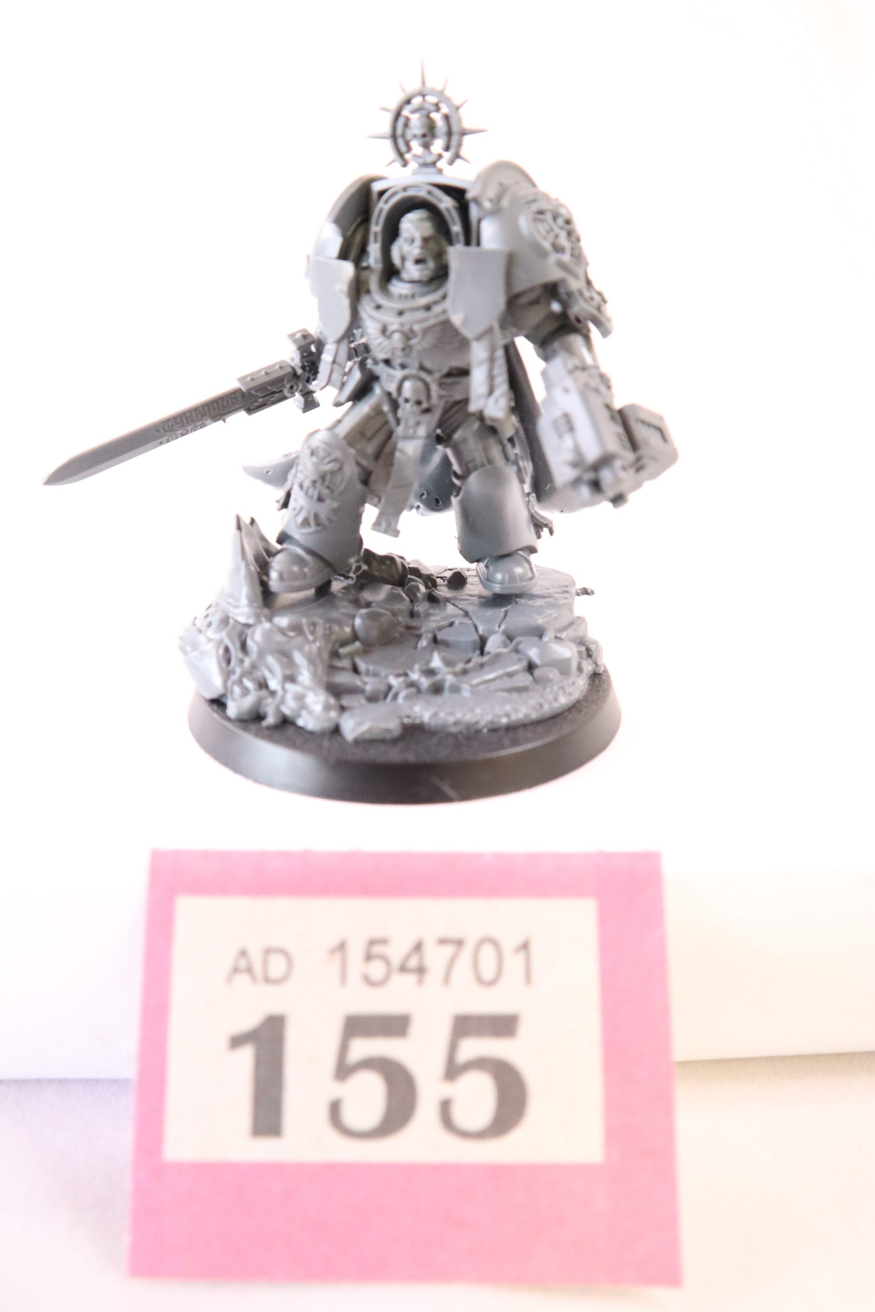 Primaris captain in terminator armour