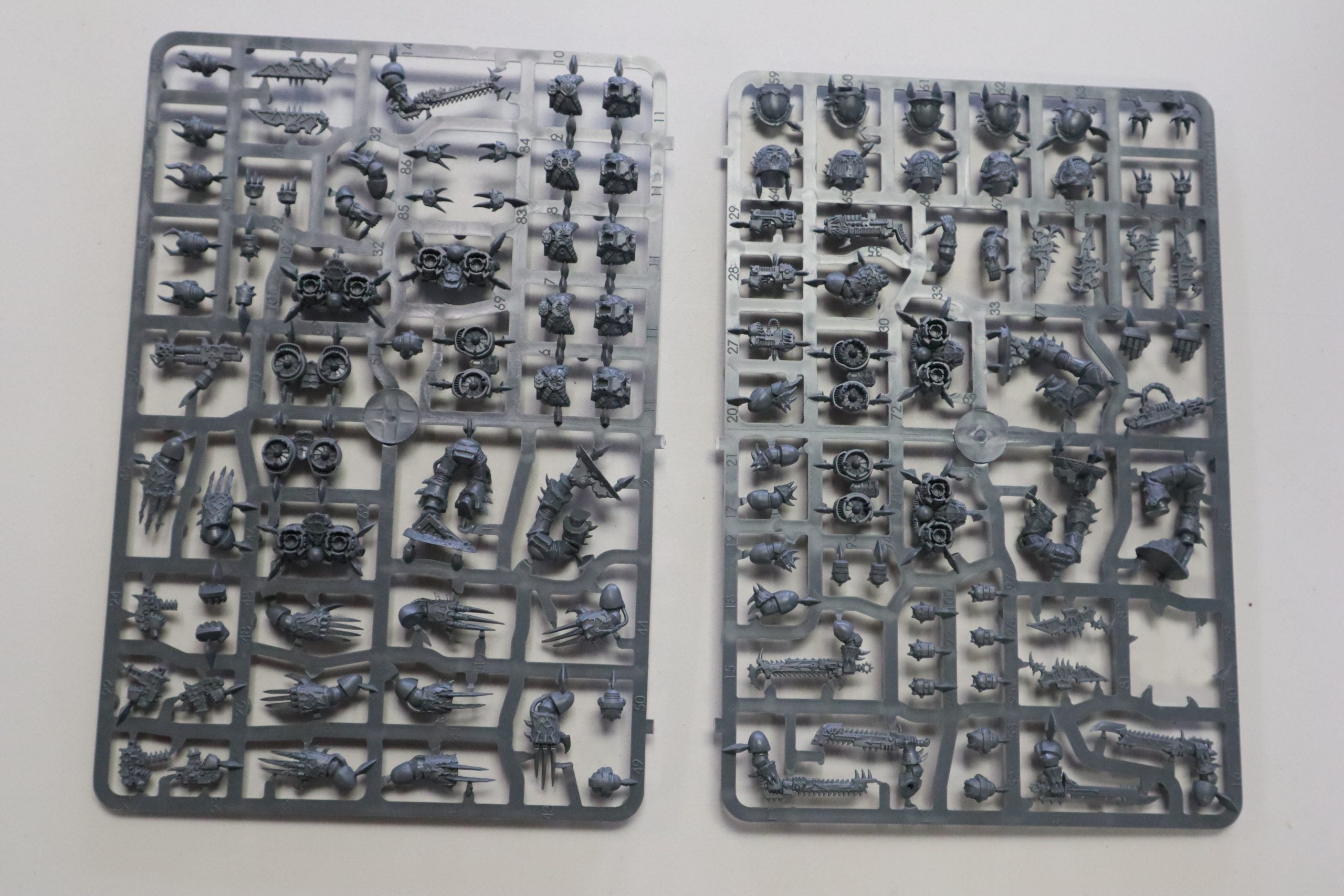 Raptors/ Warp Talons Sprues (Missing One Set of Jump Pack Fins) (No Bases)