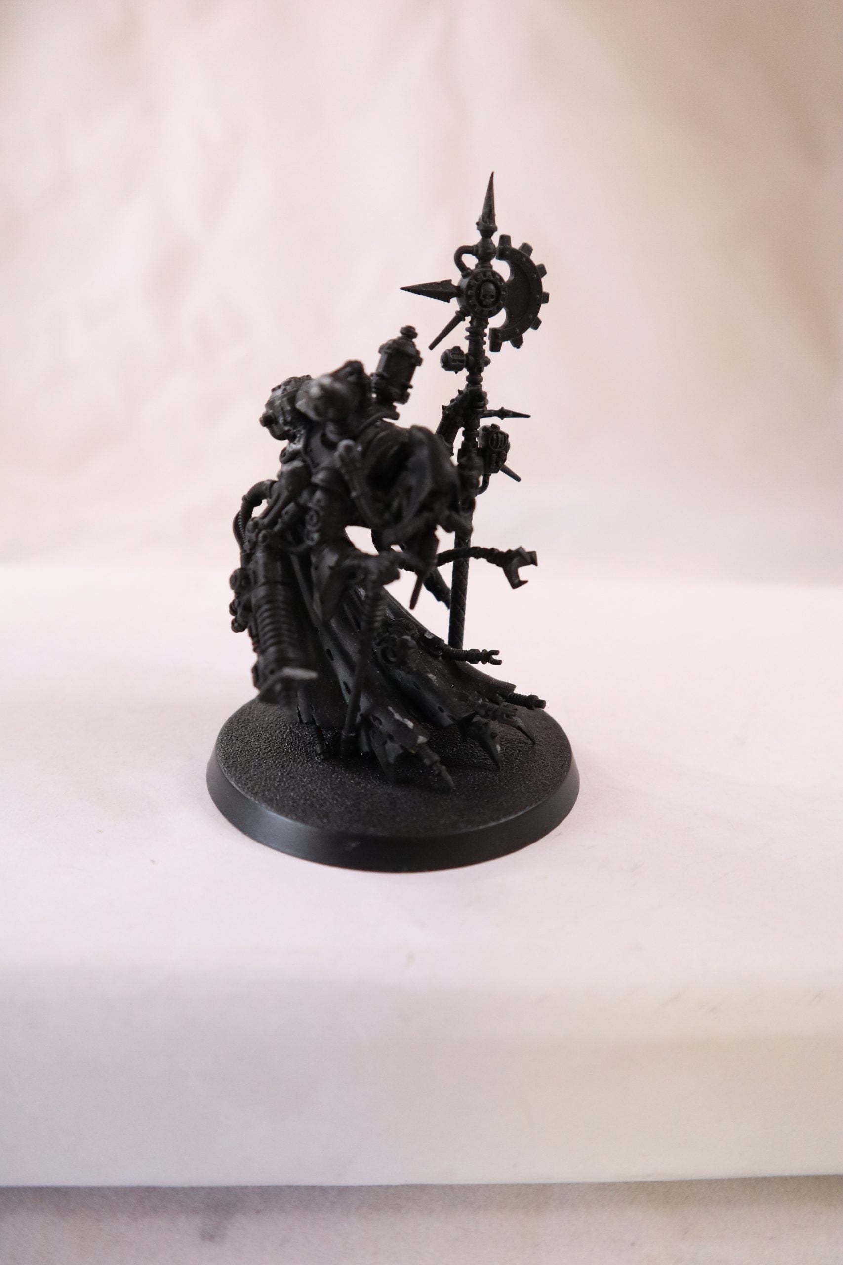 Adeptus mechanicus tech priest