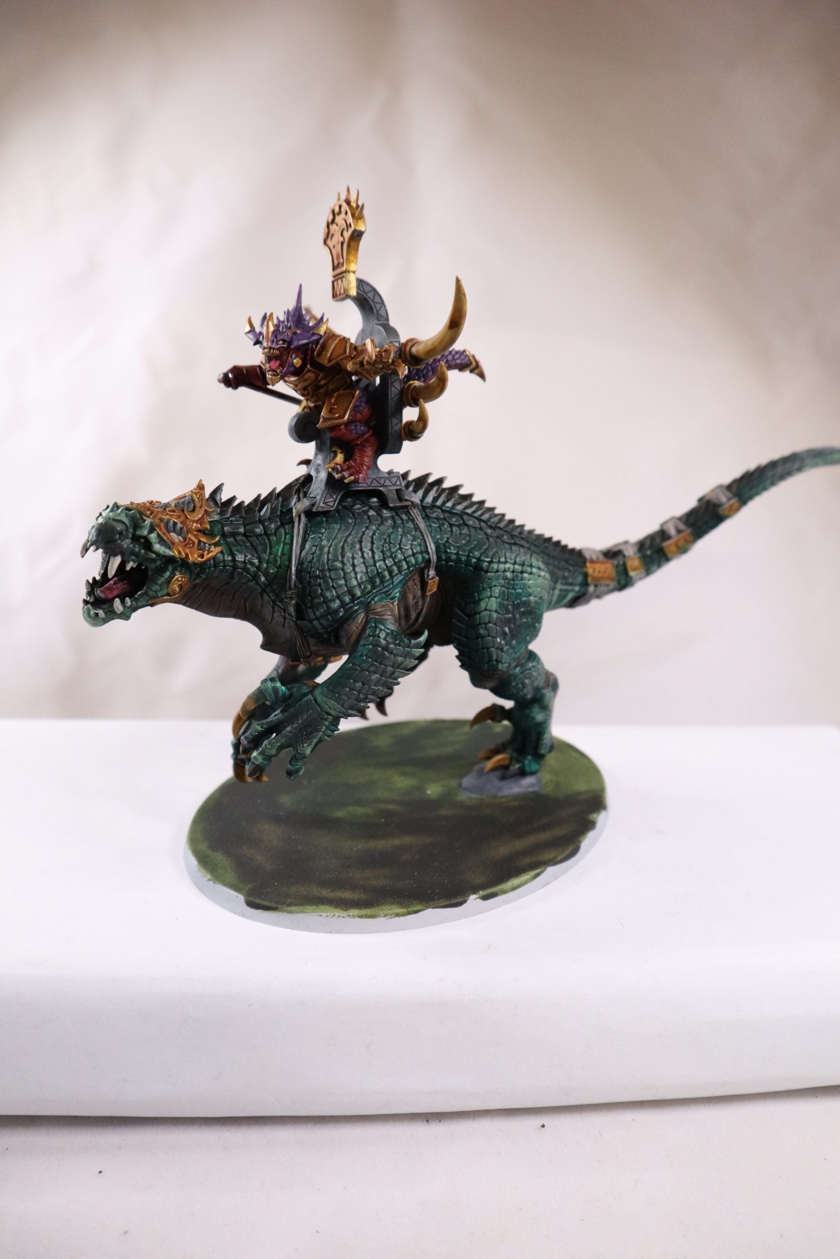 Saurus Oldblood on Carnosaur