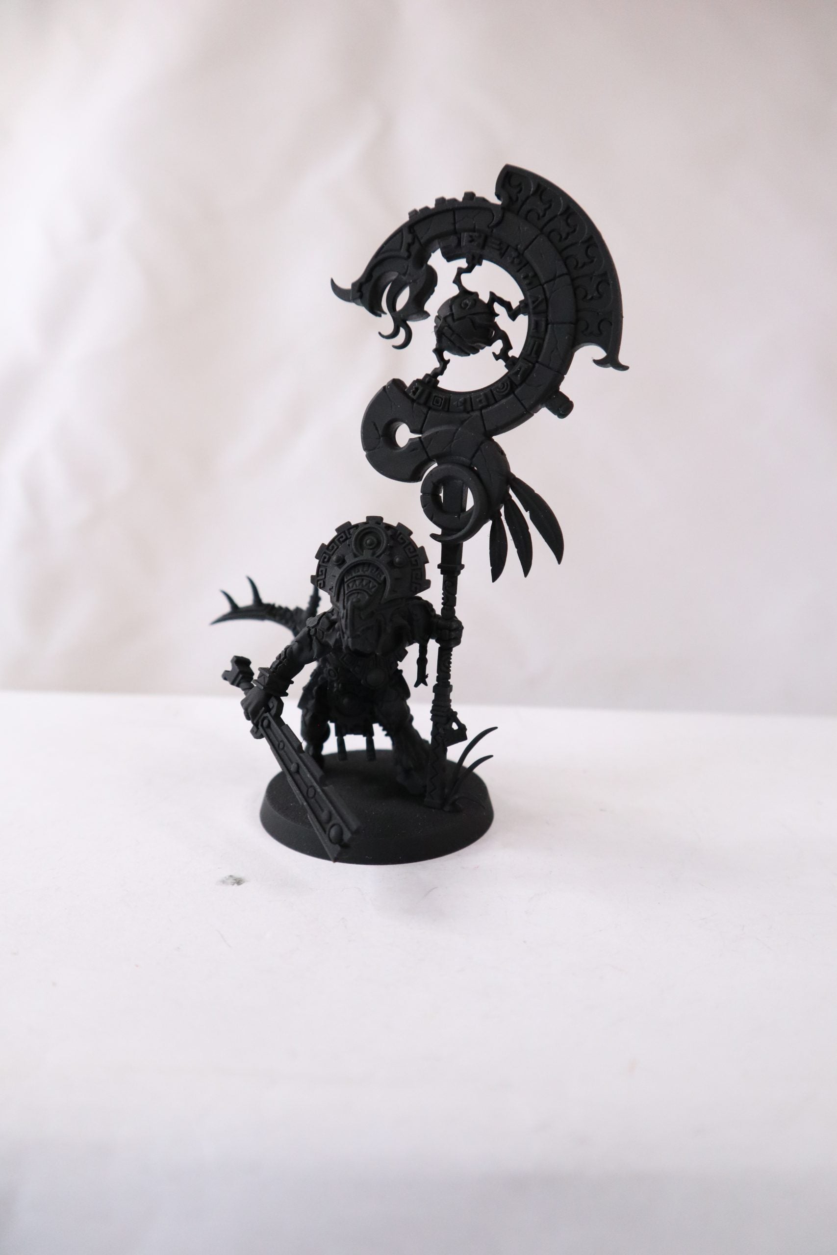 Saurus Astrolith Bearer
