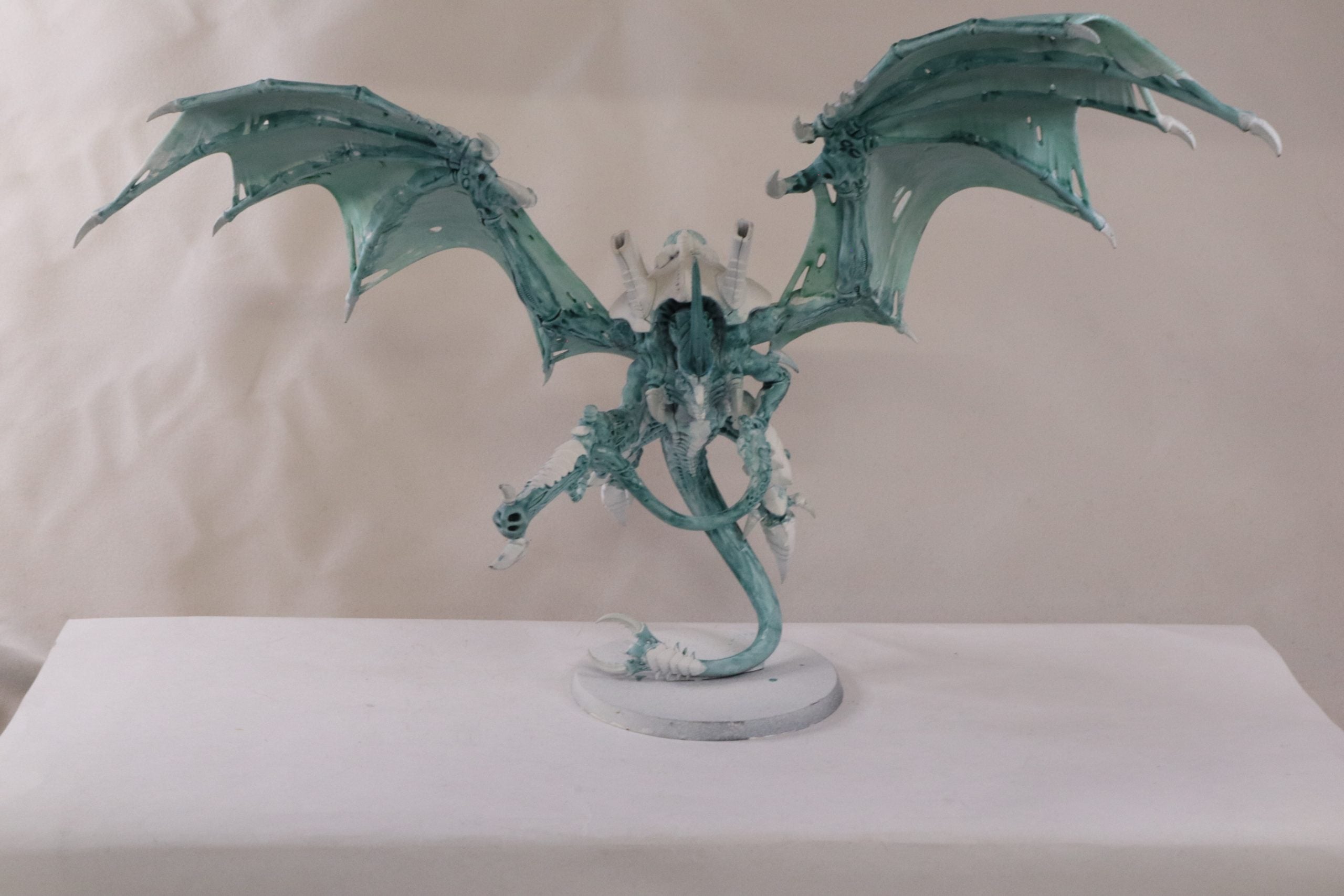Hive Tyrant With Wings And Venom Cannon