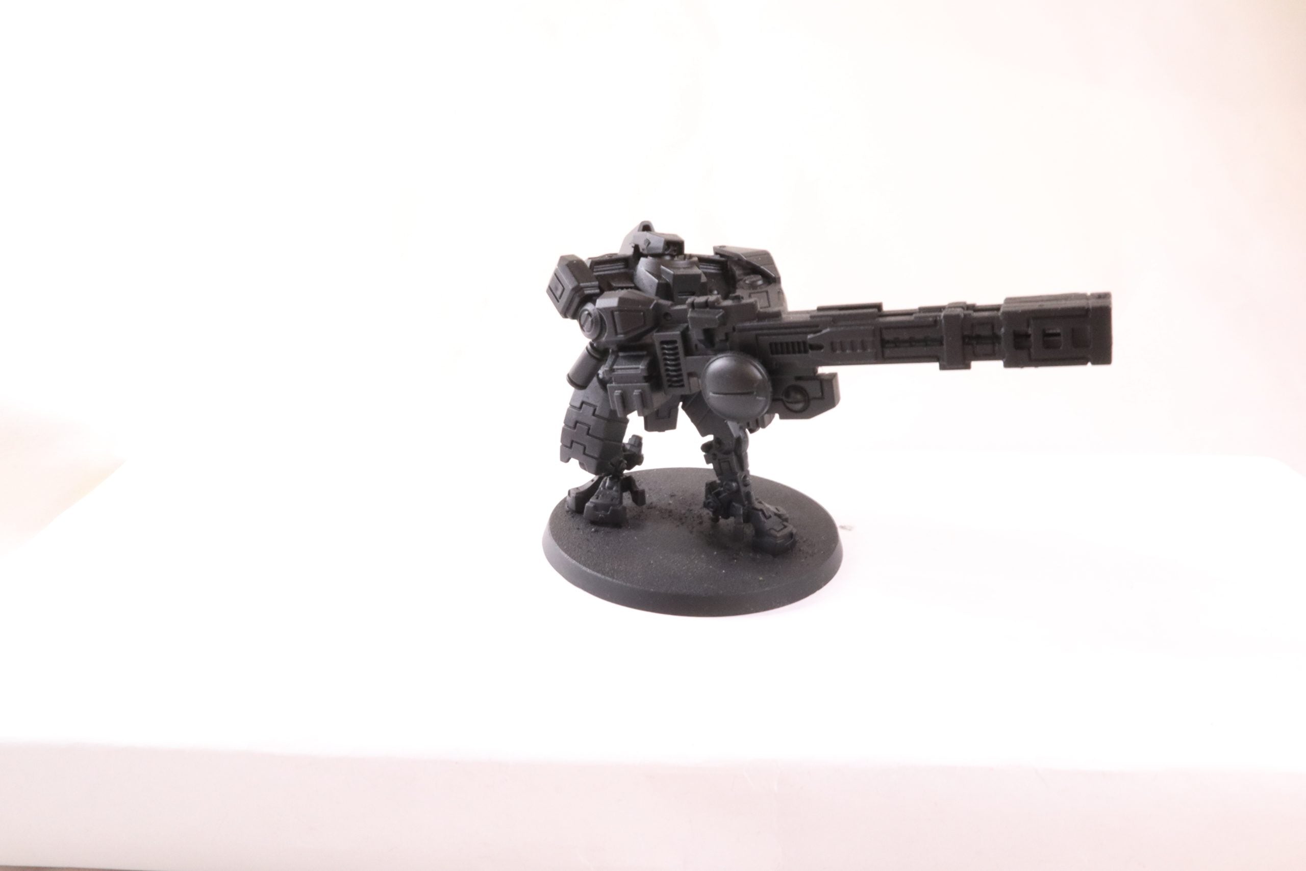 XV88 Broadside Battlesuit Primed Black
