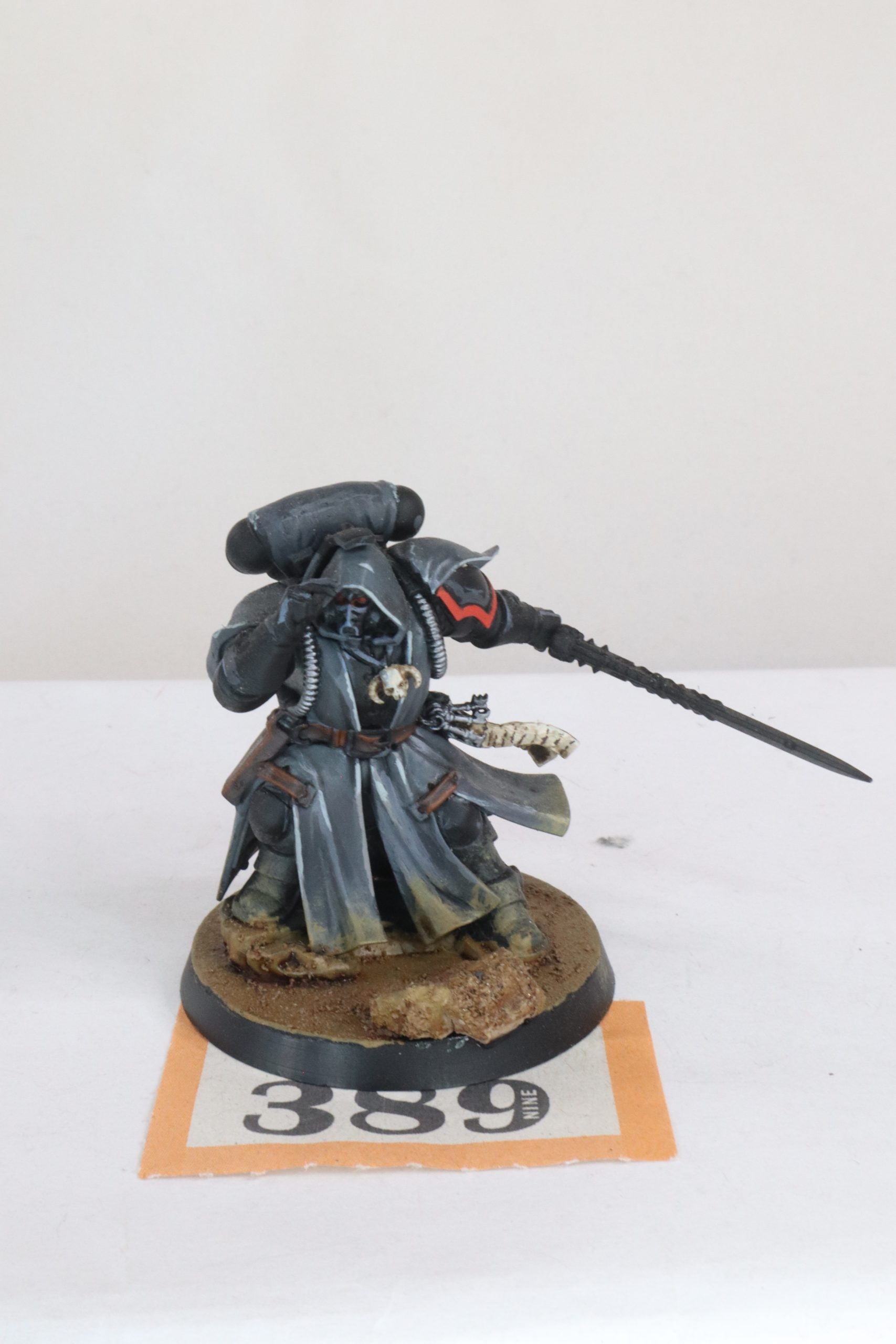 Primaris Librarian in Phobos Armour