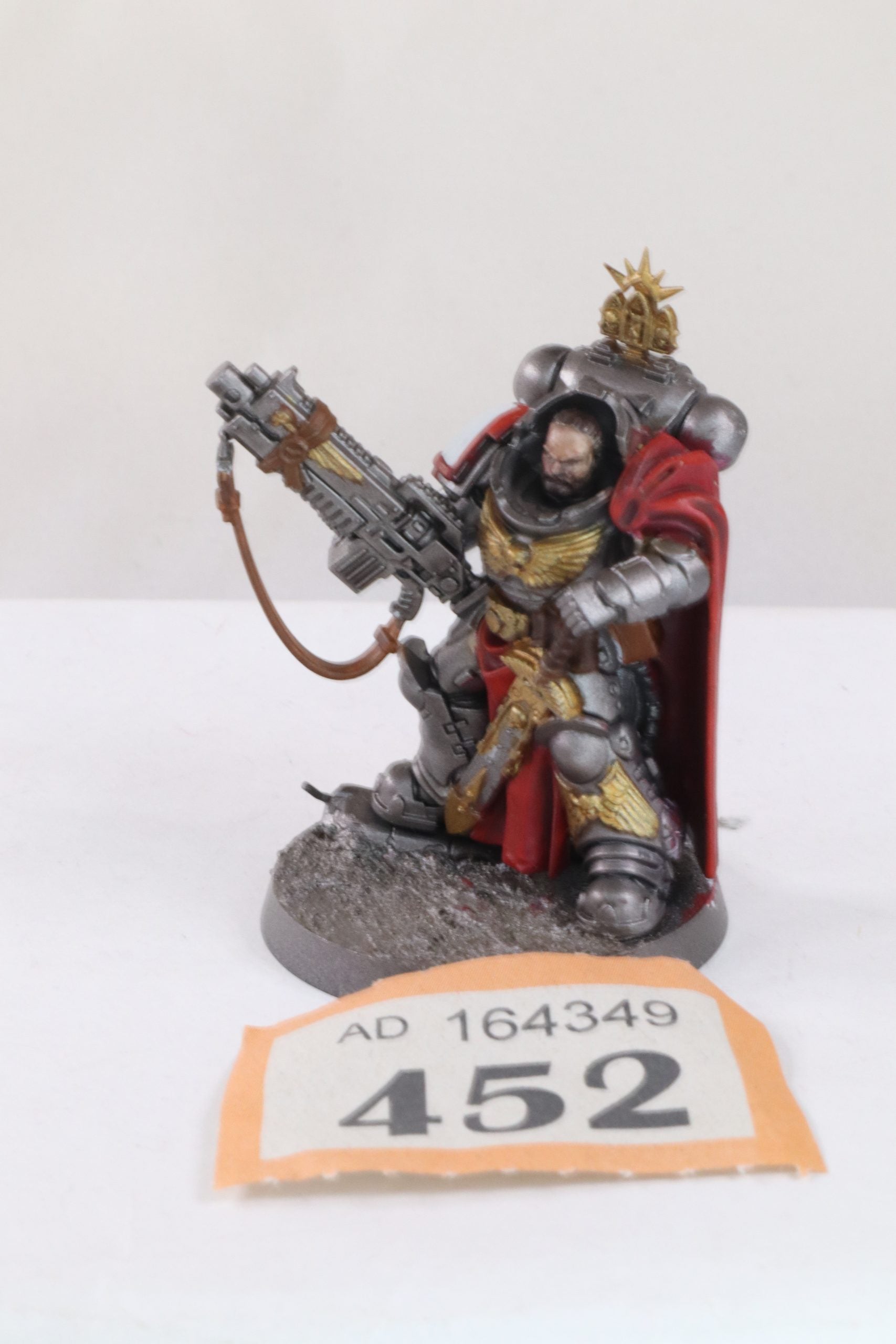Captain in Gravis Armour