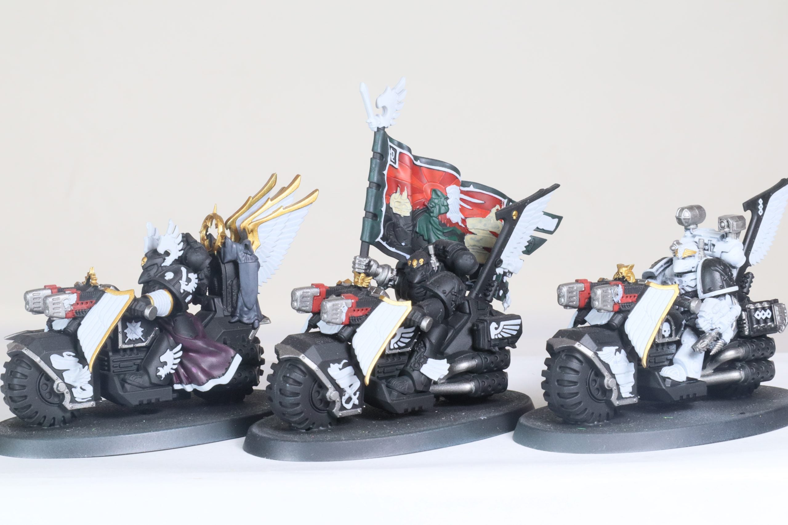 Ravenwing Command Squad (built)