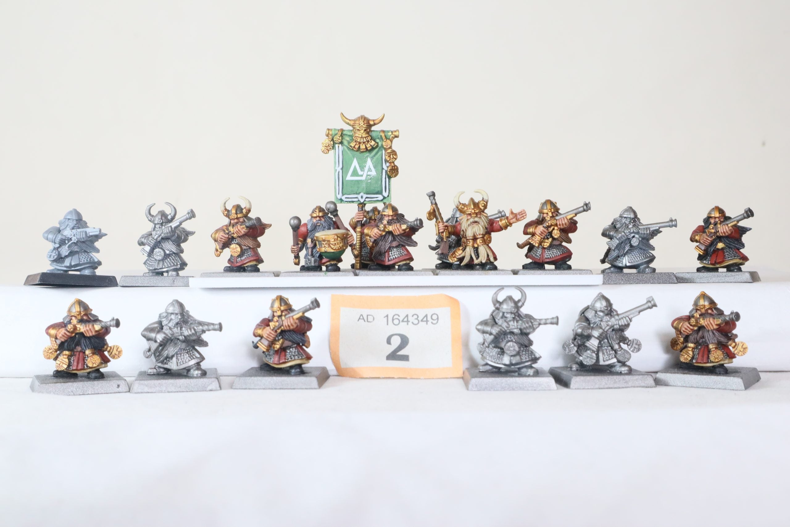17 Dwarf Thunderers
